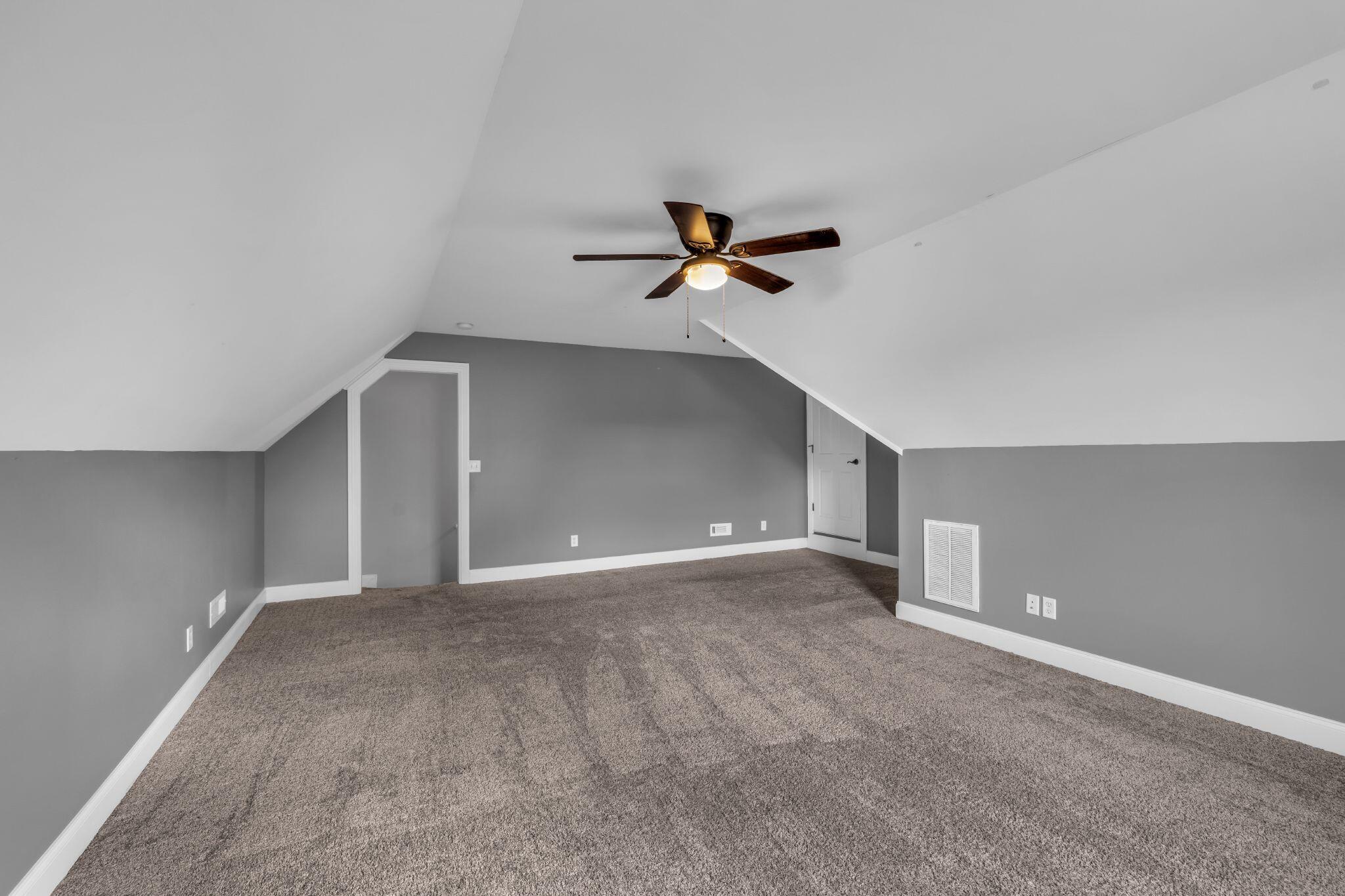 14 Hunting Ridge Circle