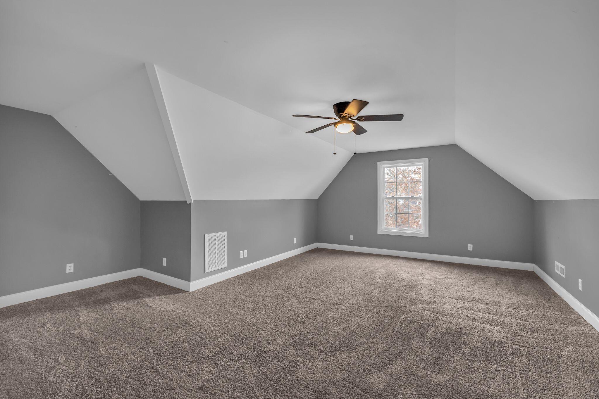 14 Hunting Ridge Circle