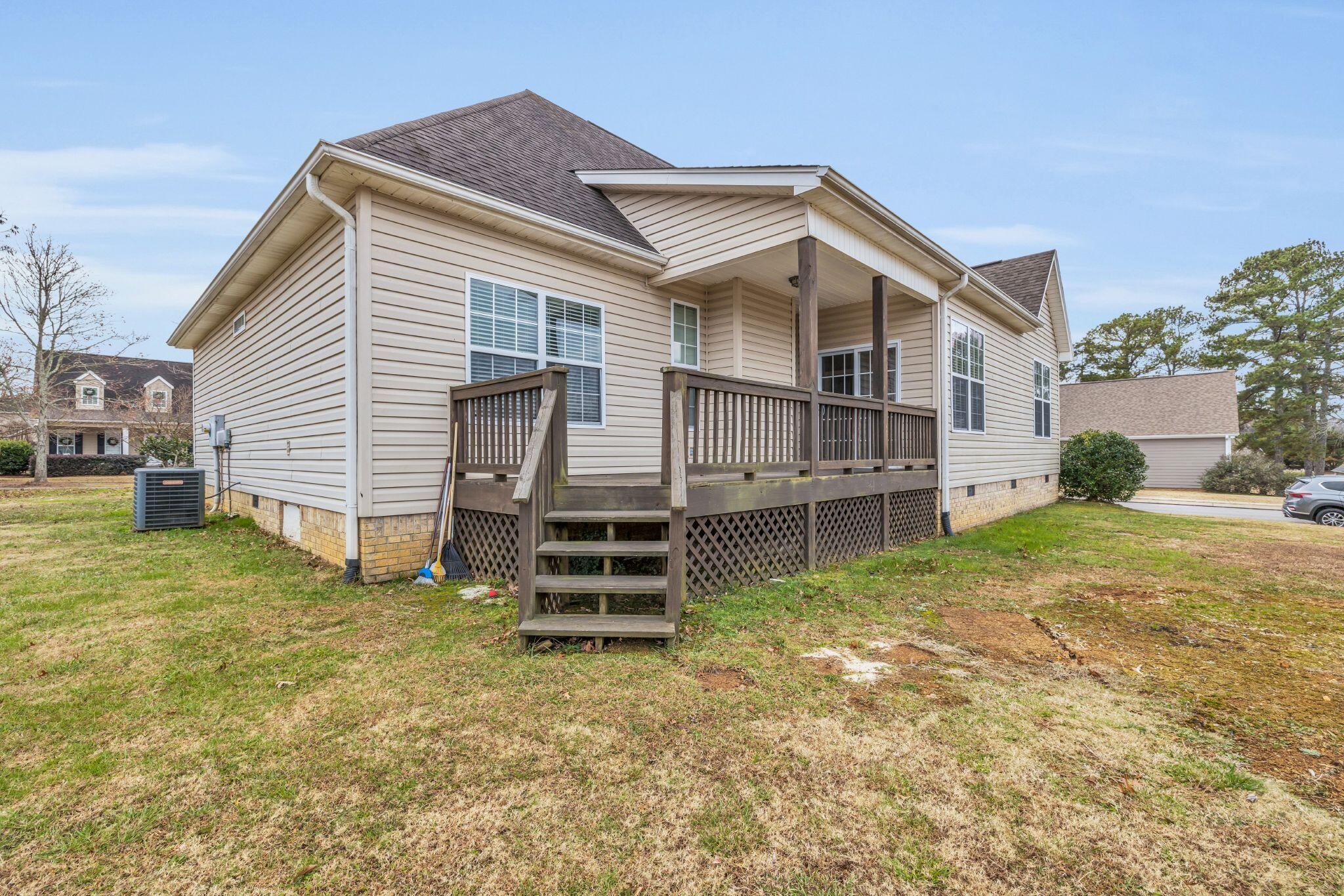 14 Hunting Ridge Circle
