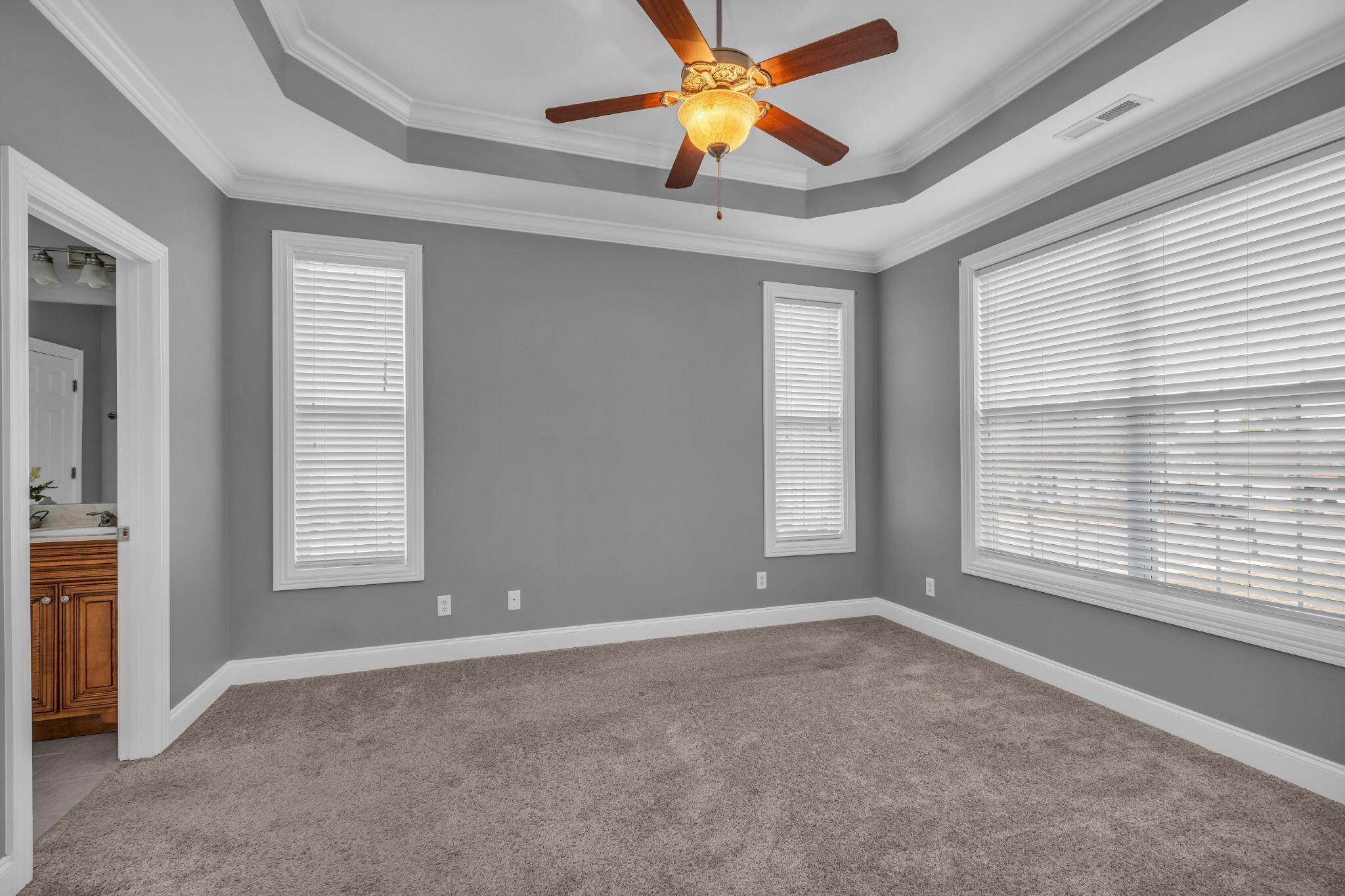 14 Hunting Ridge Circle
