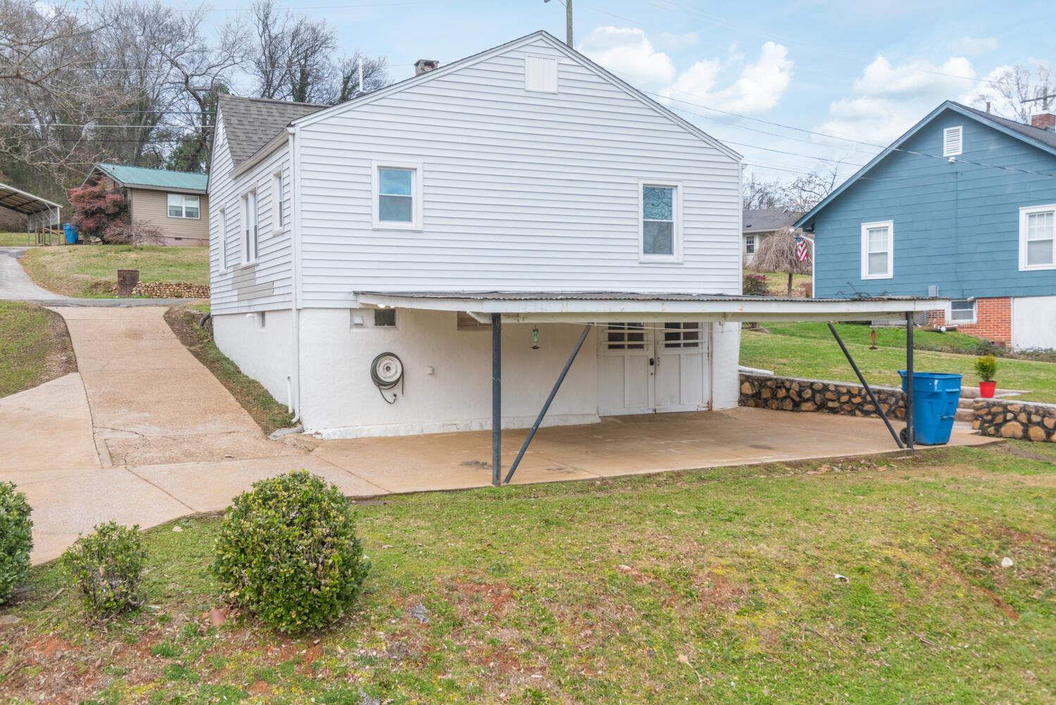 2900 Berkley Drive