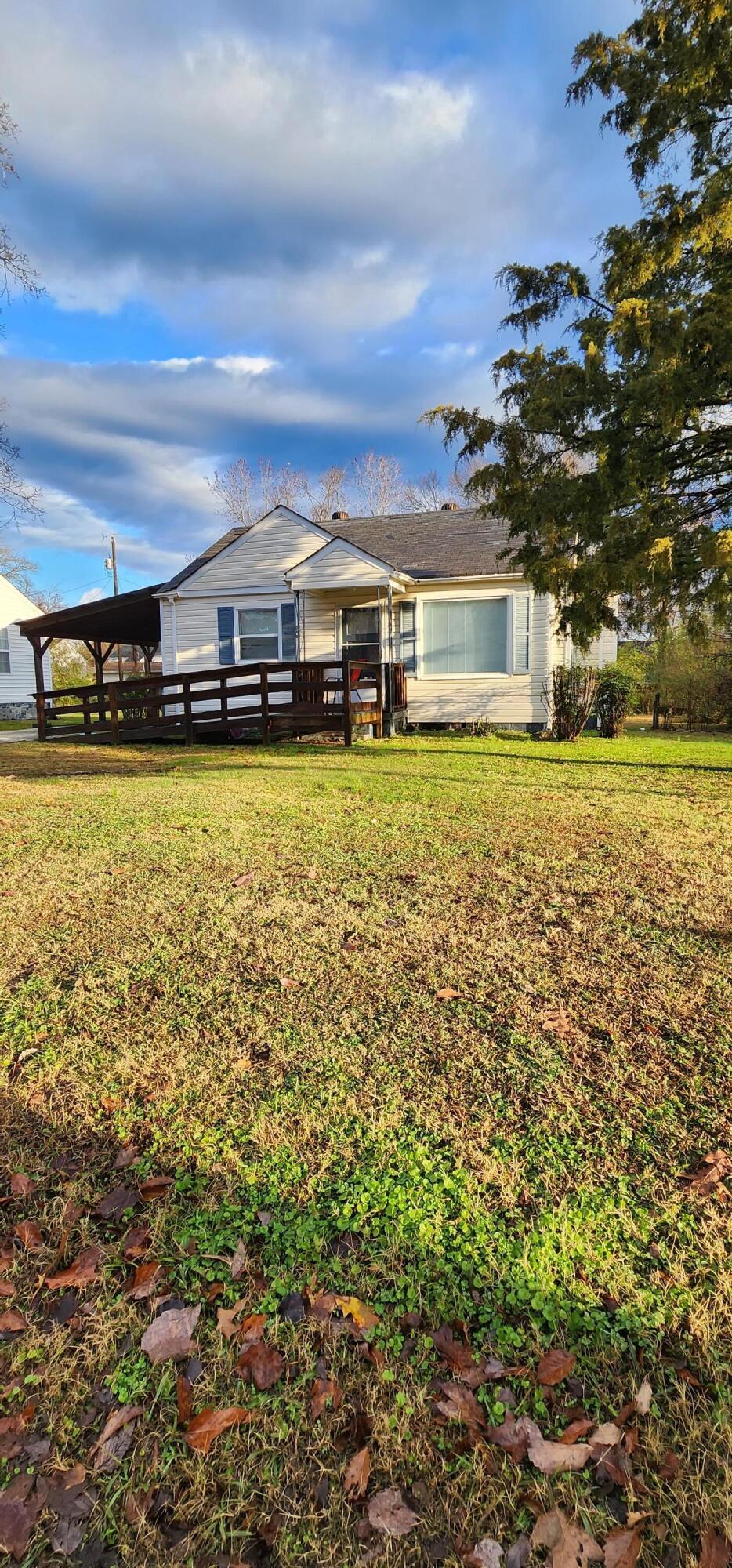 4919 Carolyn Lane
