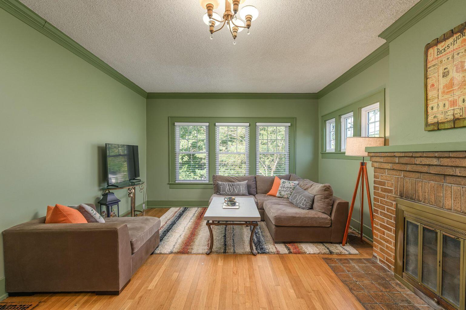 3308 Alta Vista Drive