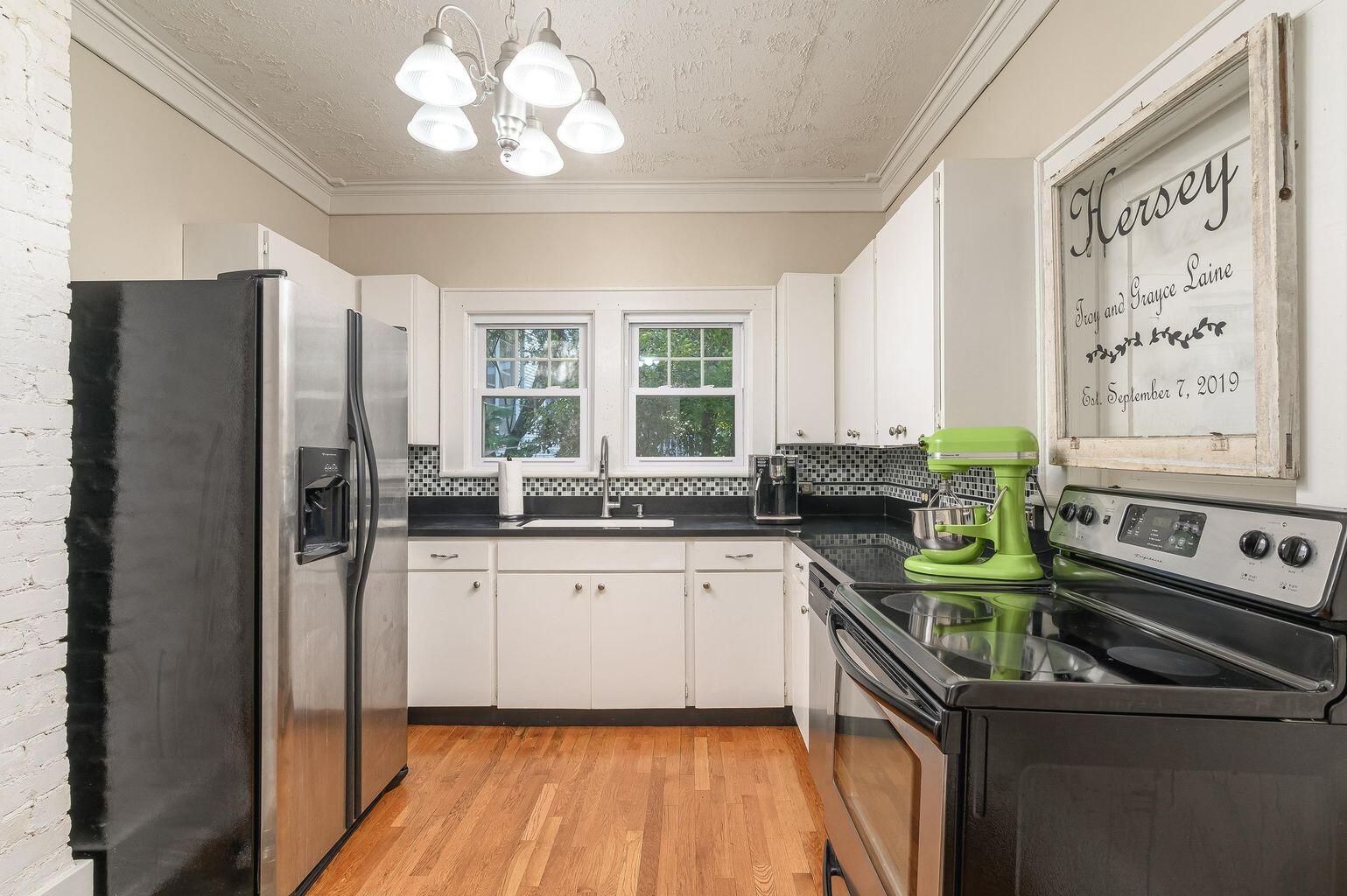 3308 Alta Vista Drive