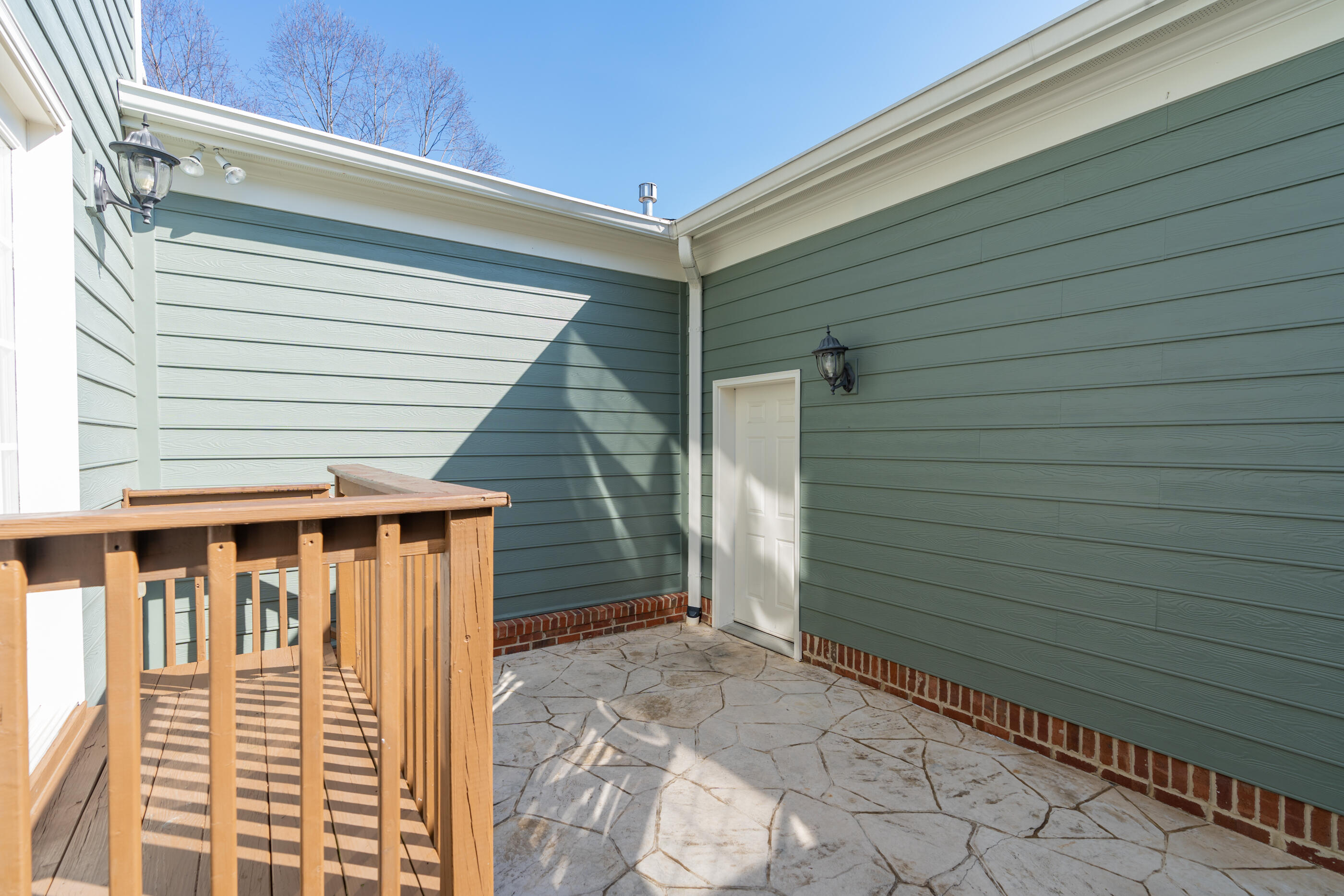 1084 Meeting Place