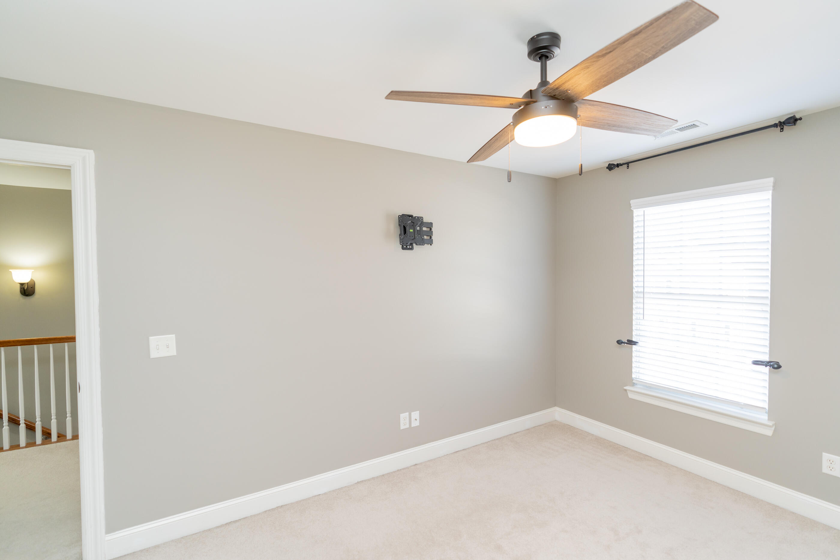 1084 Meeting Place