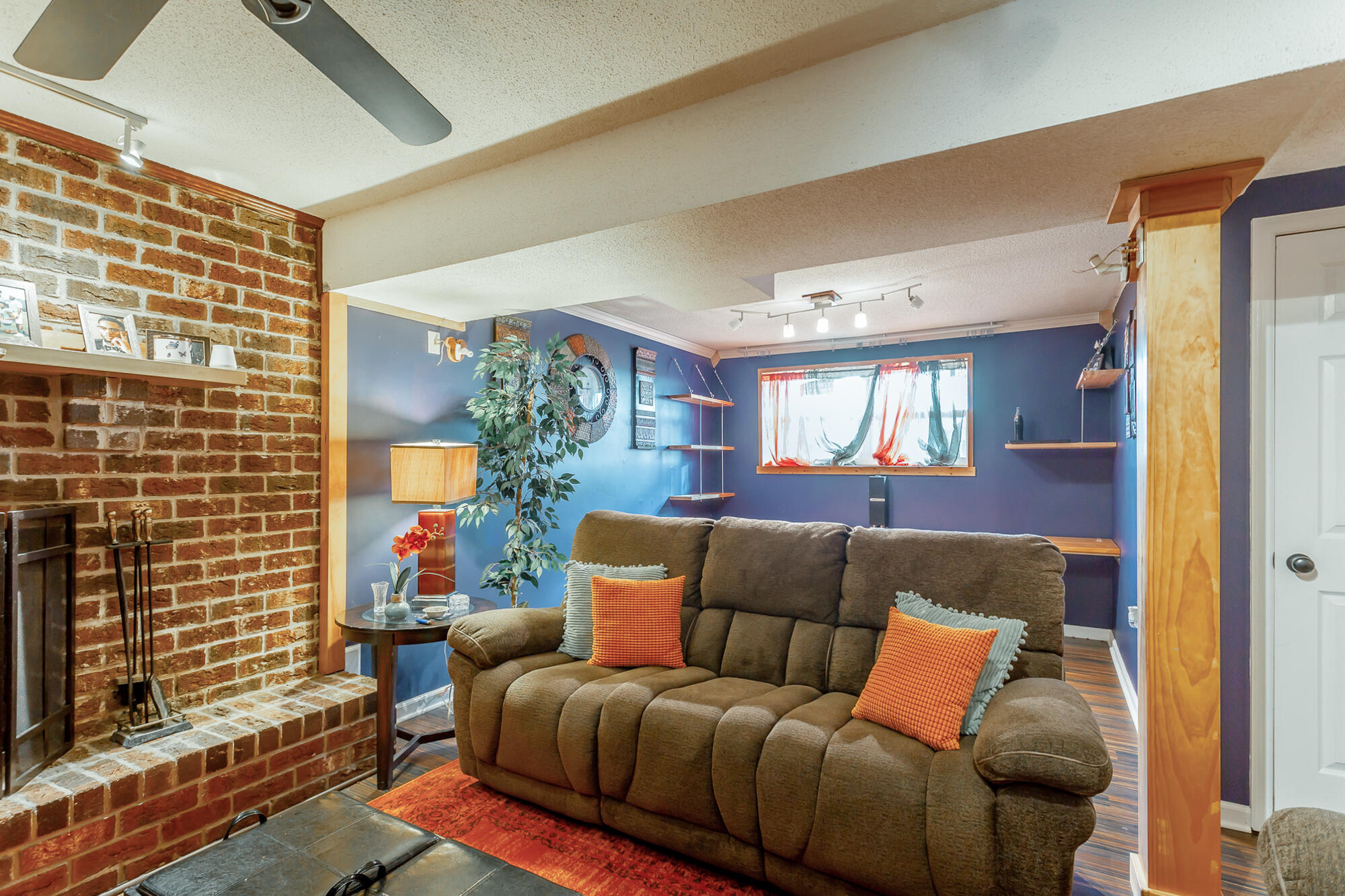 4101 Shady Oak Drive