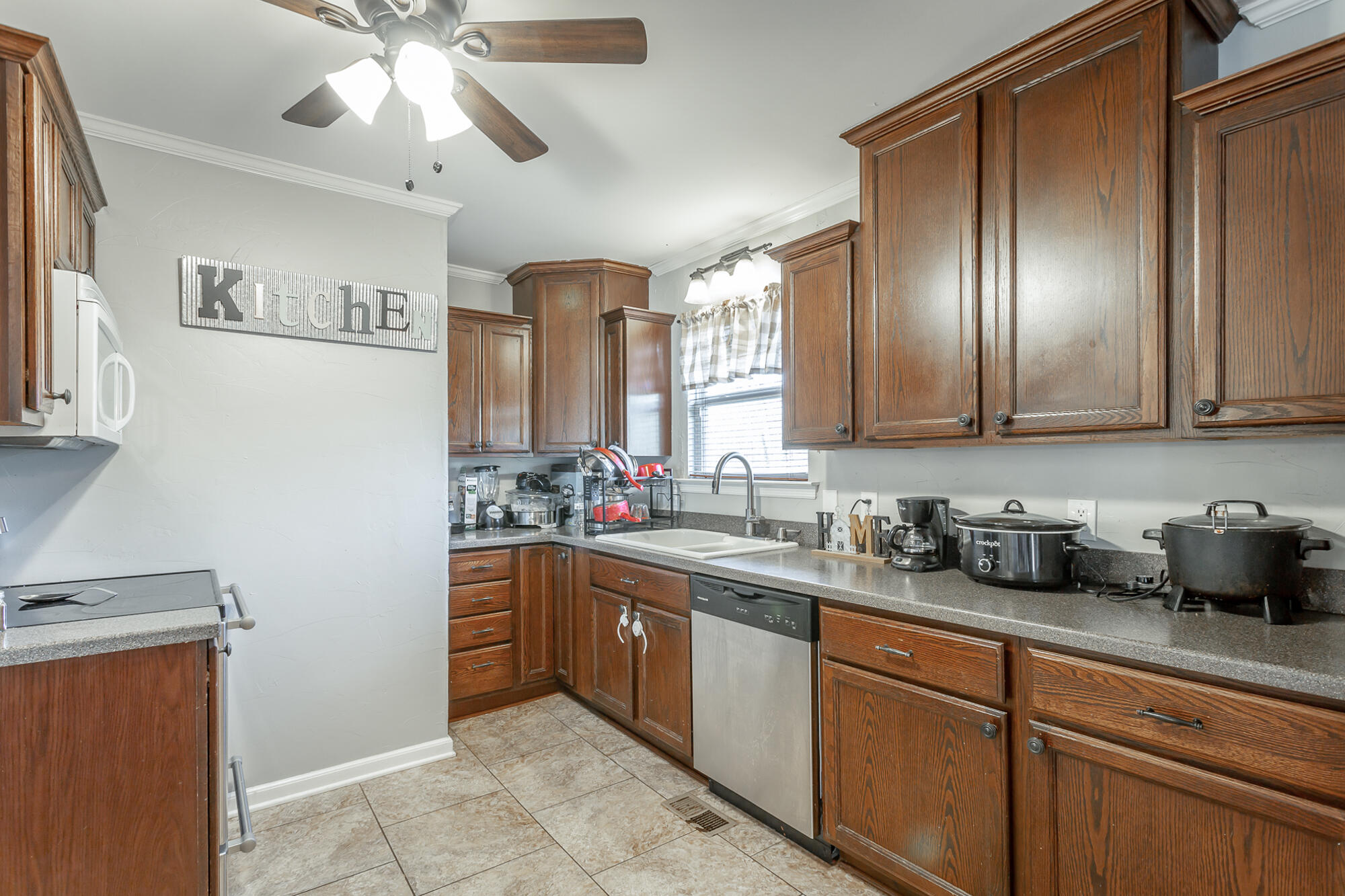 4101 Shady Oak Drive