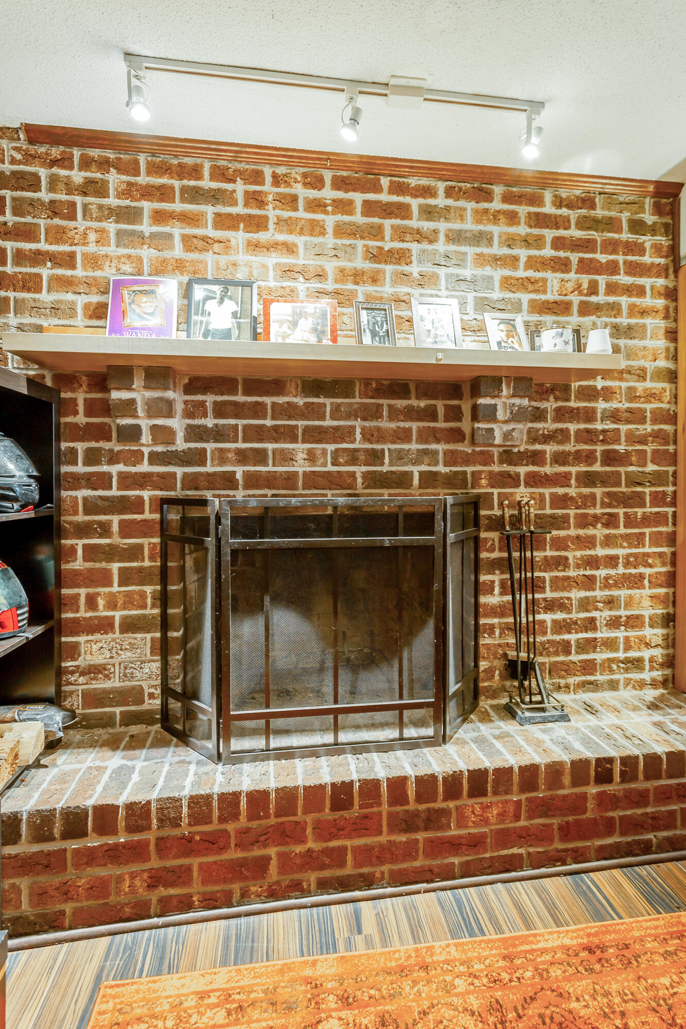 4101 Shady Oak Drive