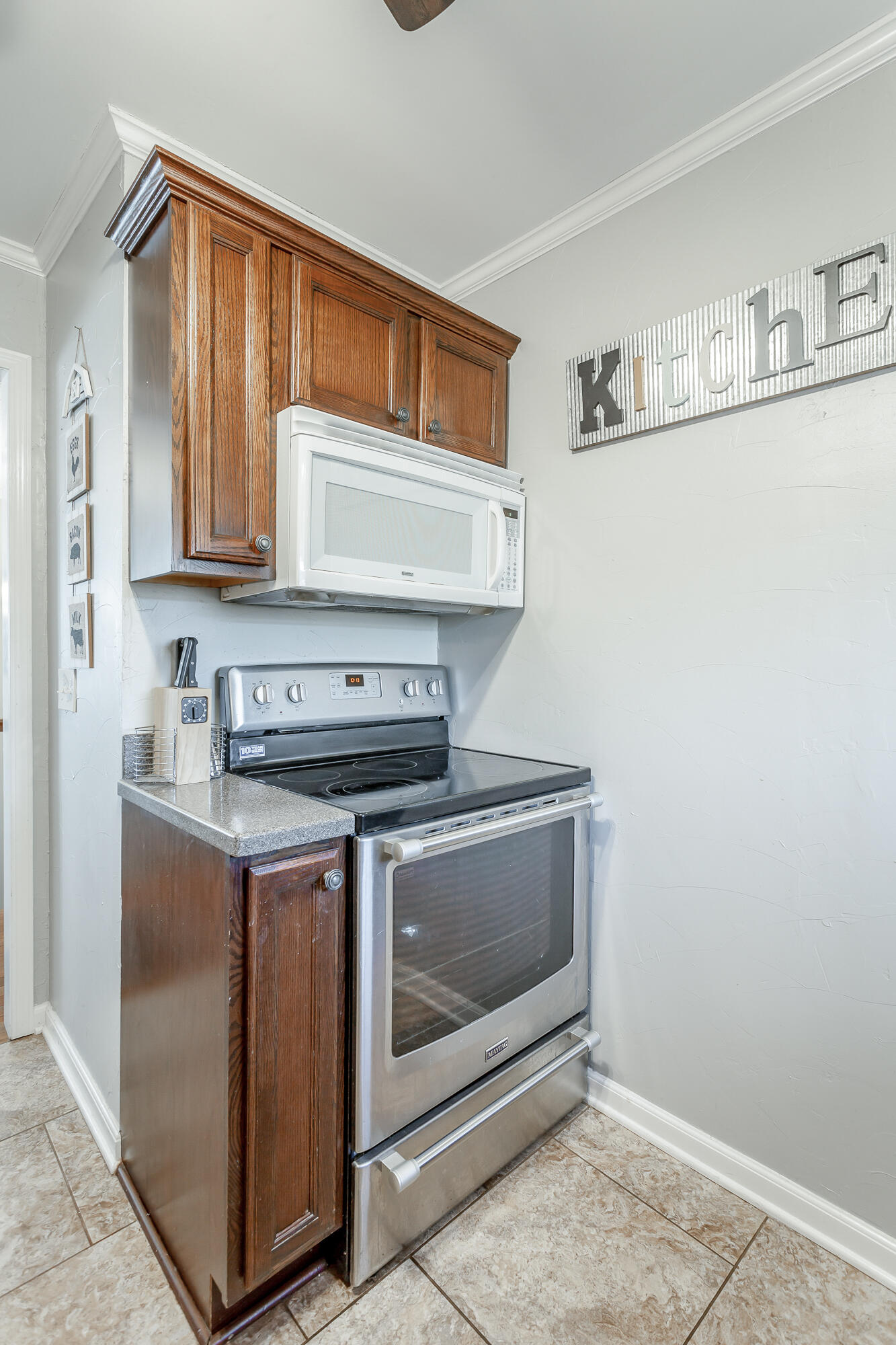 4101 Shady Oak Drive