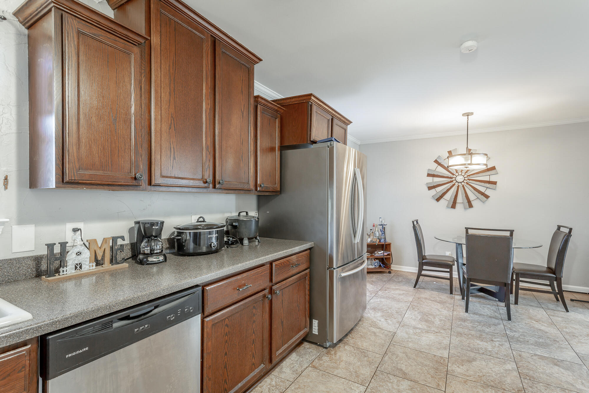 4101 Shady Oak Drive