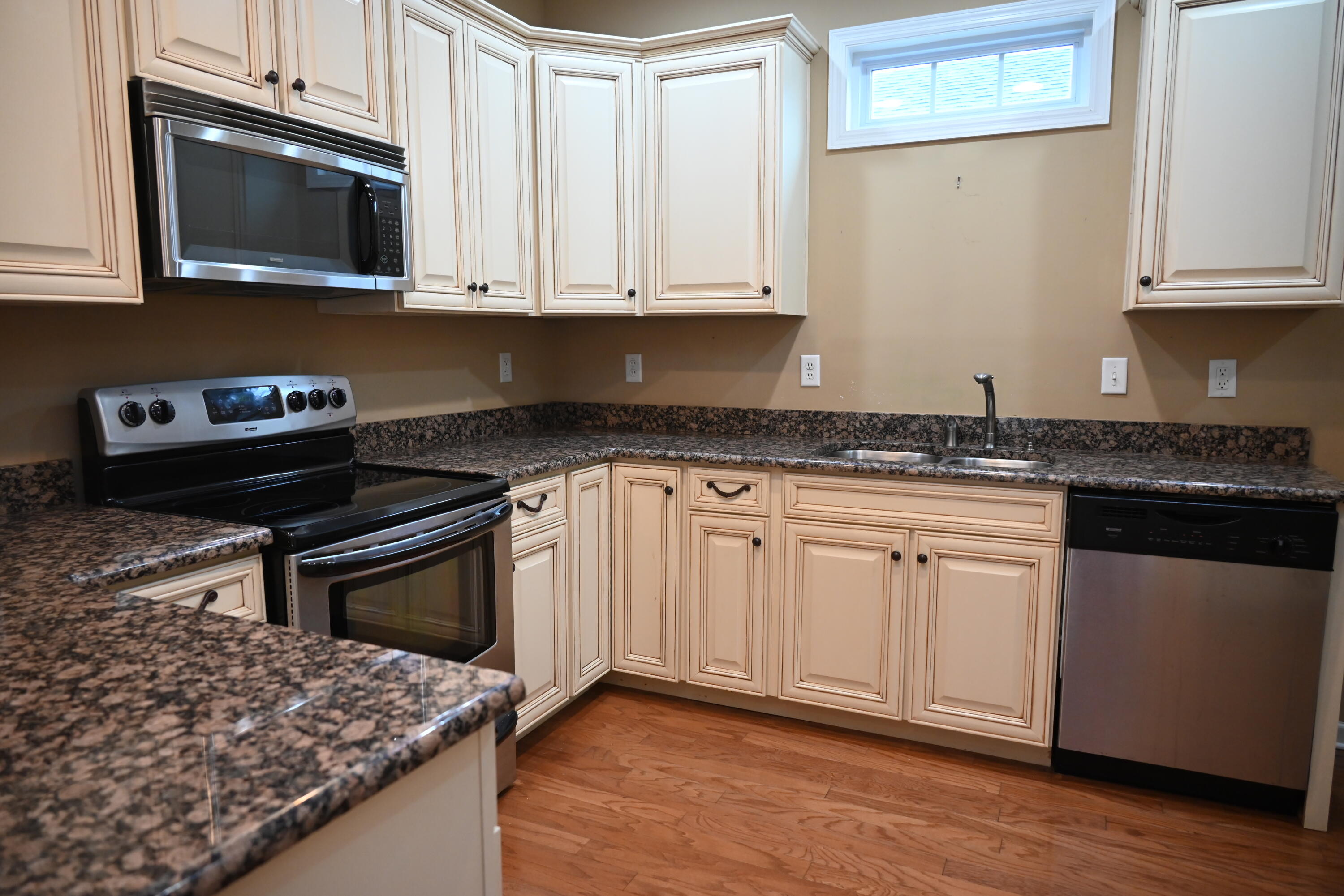1056 Callaway Court