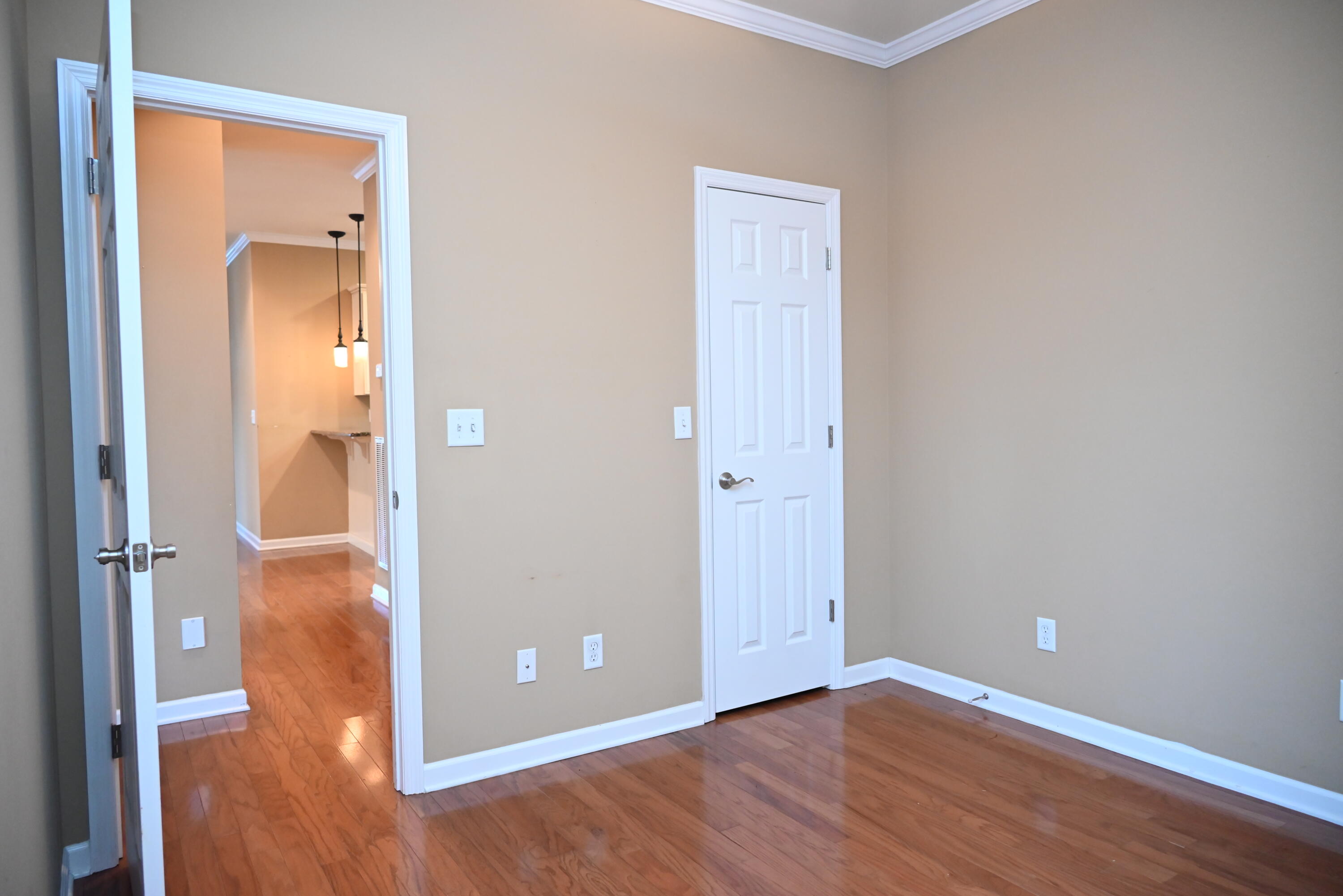 1056 Callaway Court