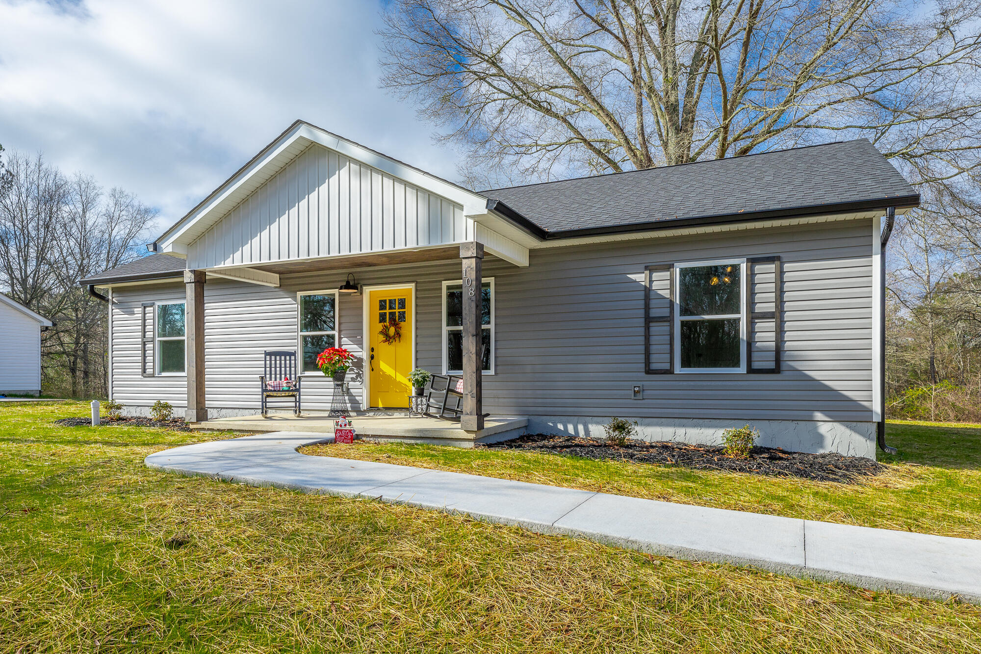 108 N Flora Street, LaFayette