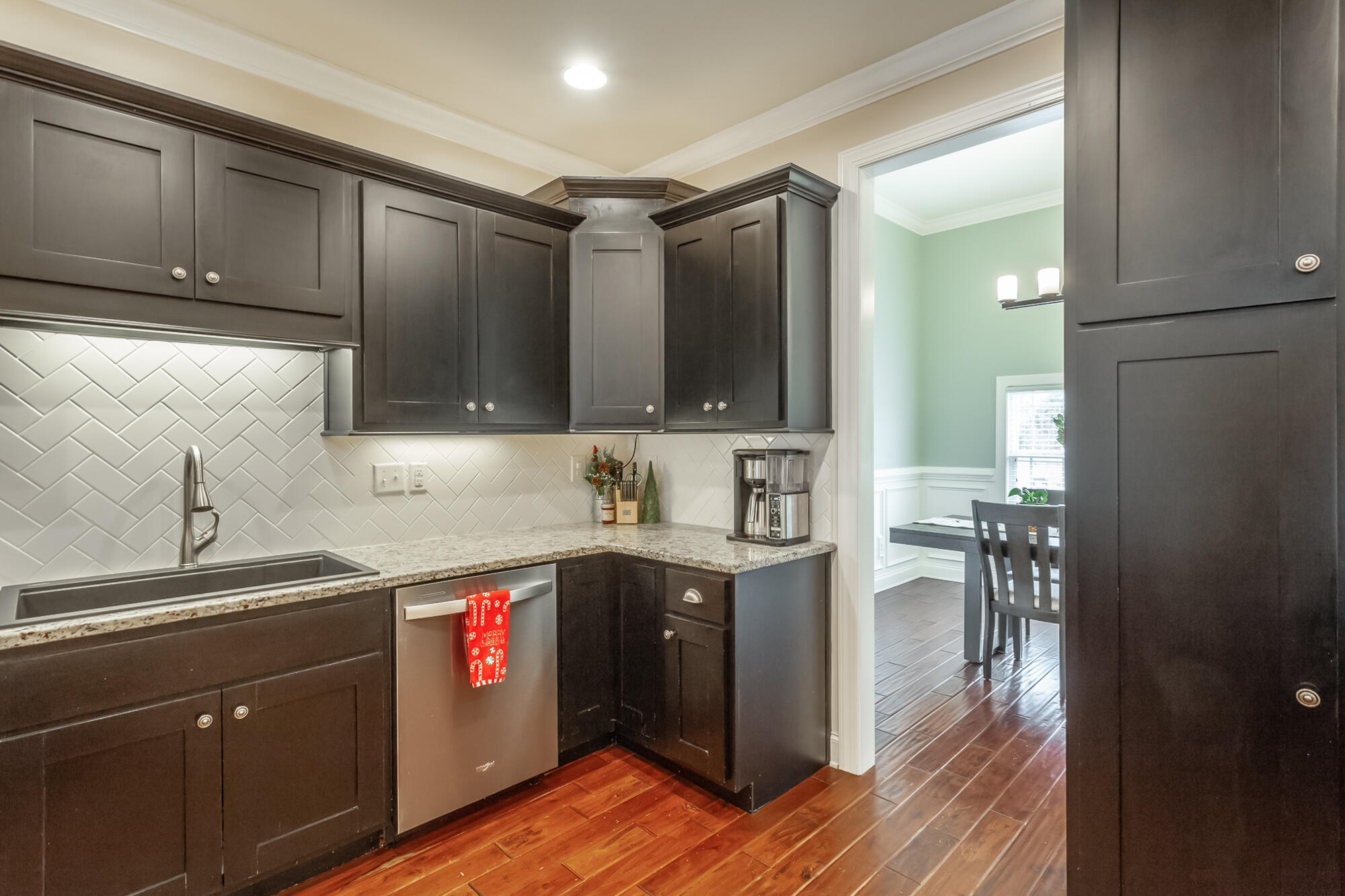 284 Quartz Drive
