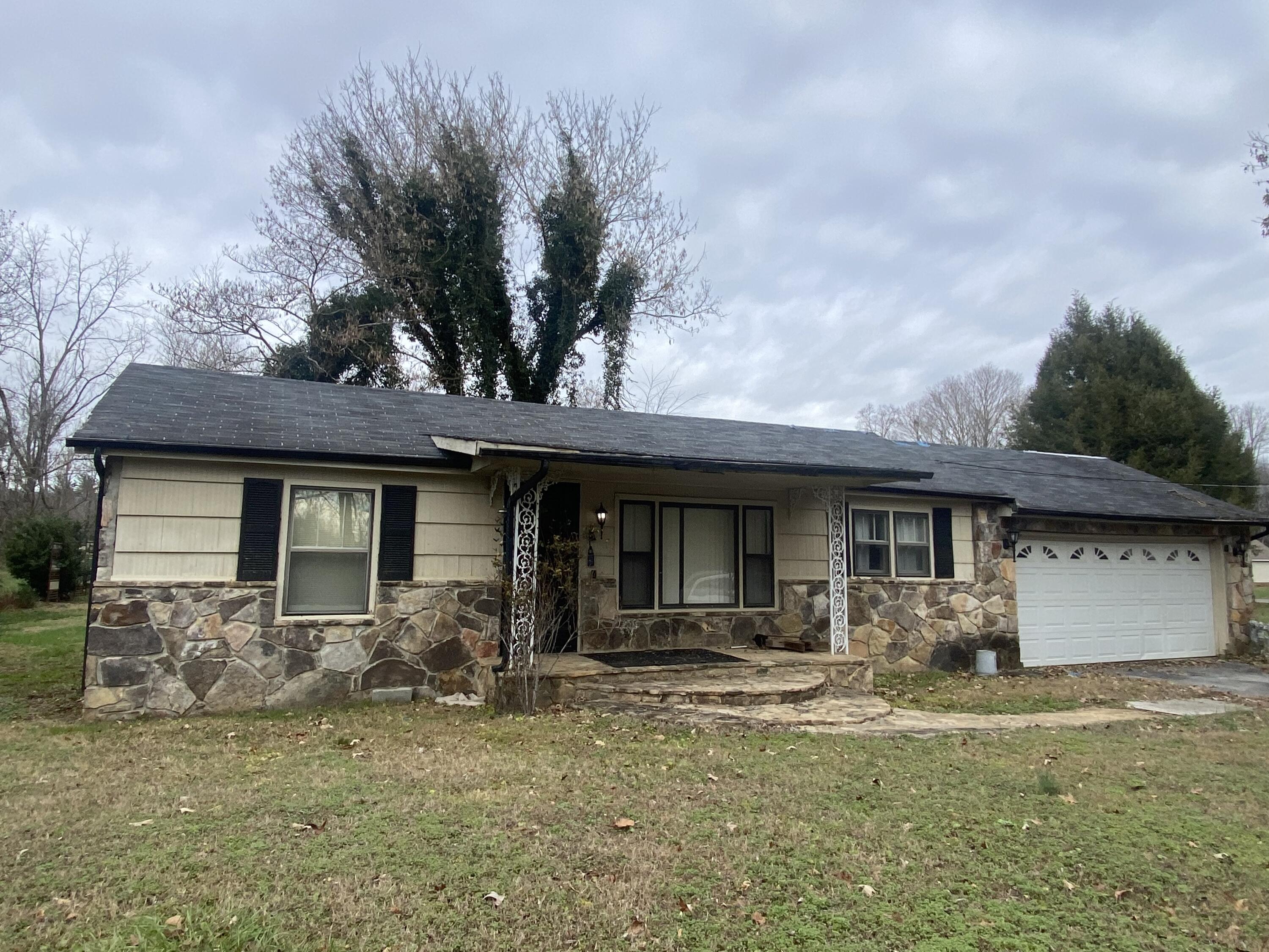 15327 Roark Road