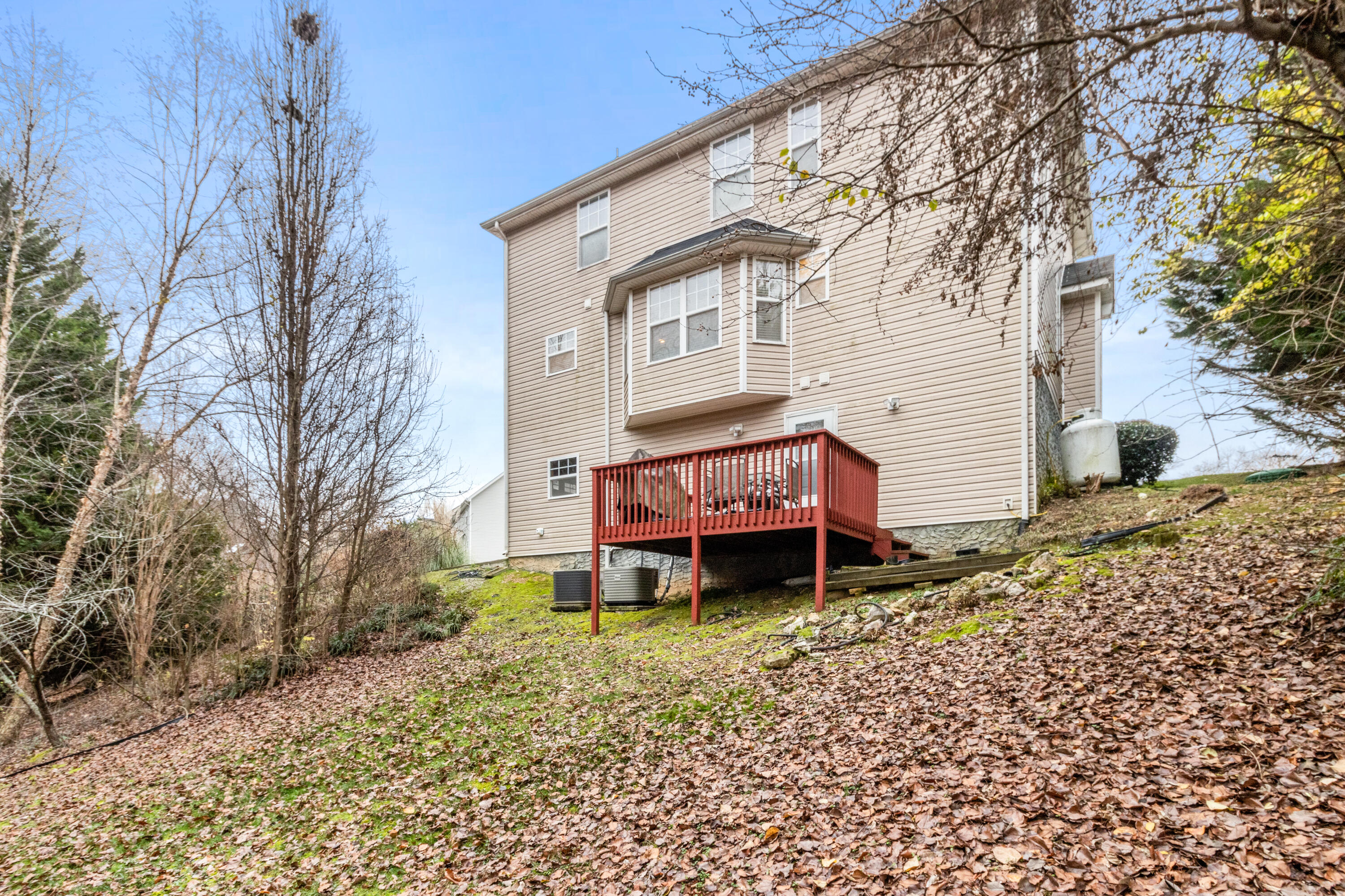 5884 Forest View Lane
