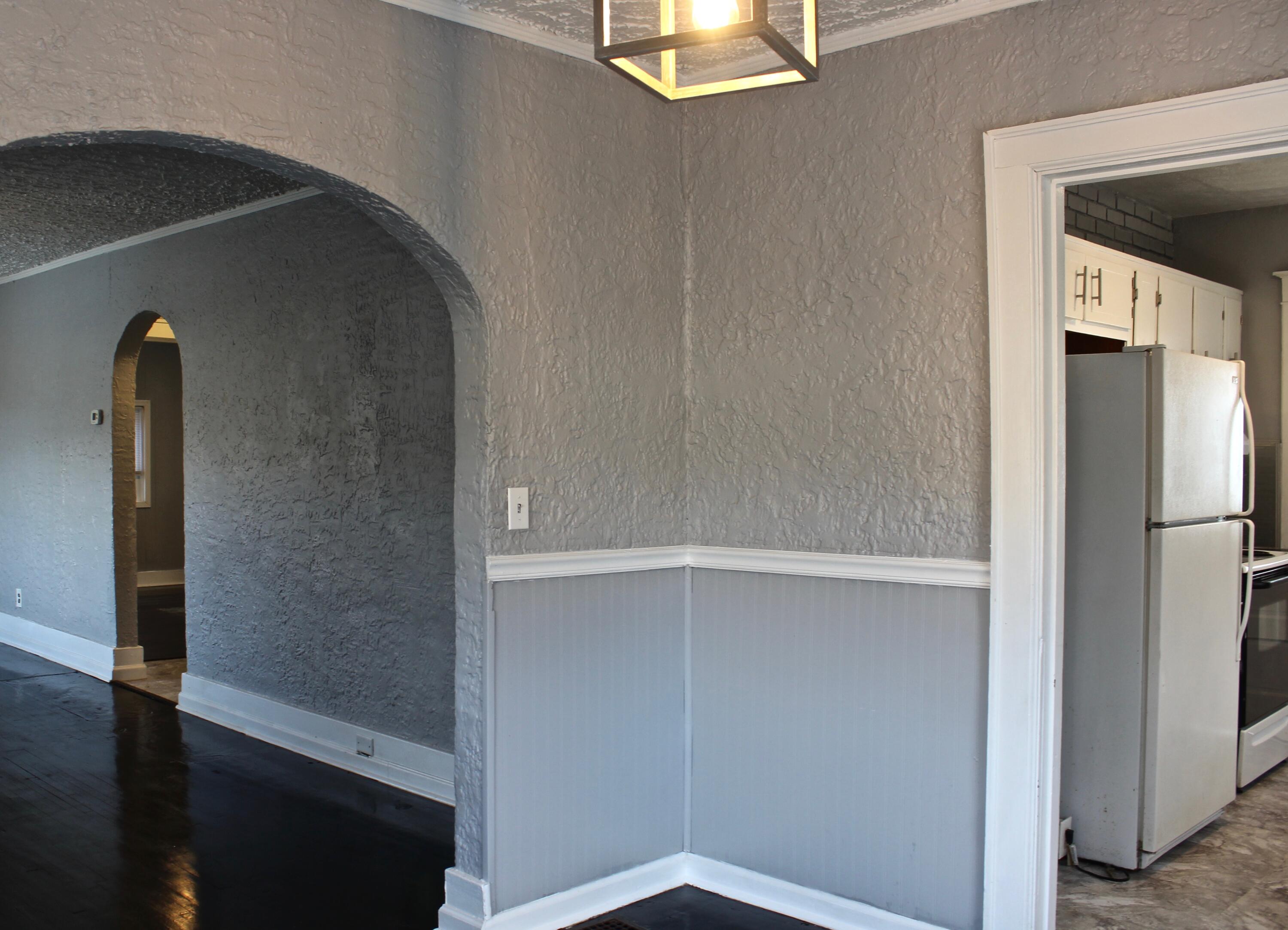 712 Midland Pike