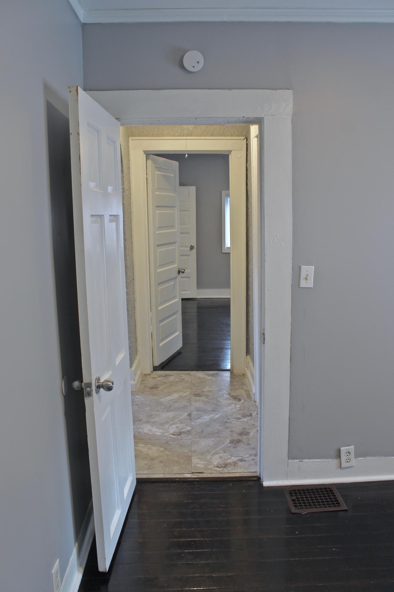 712 Midland Pike