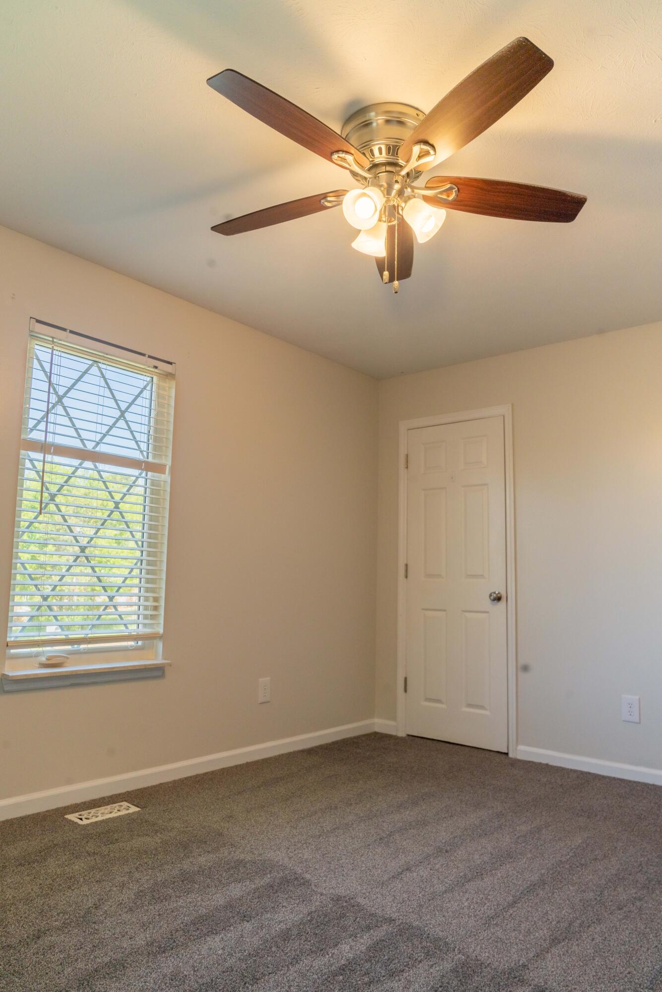 2228 Lakesite Drive