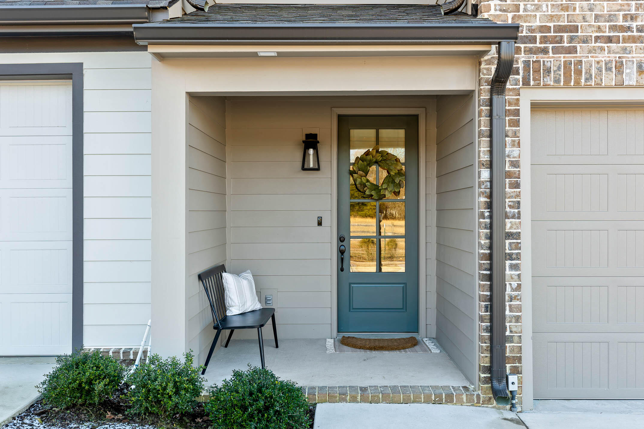 9638 Dutton Lane