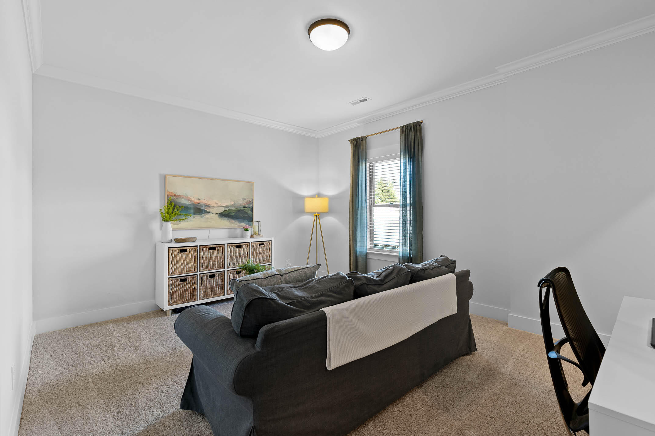 9638 Dutton Lane