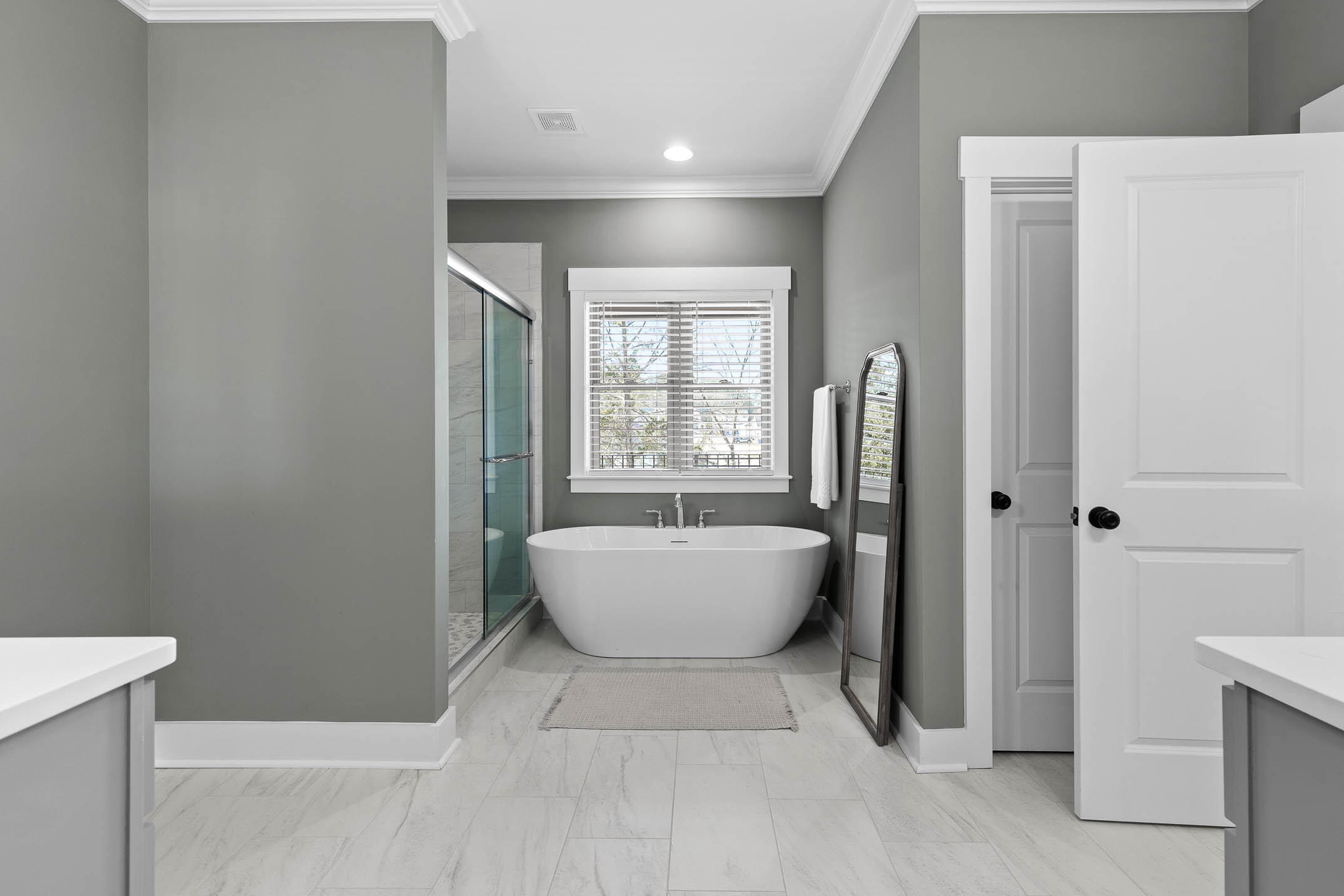 9638 Dutton Lane