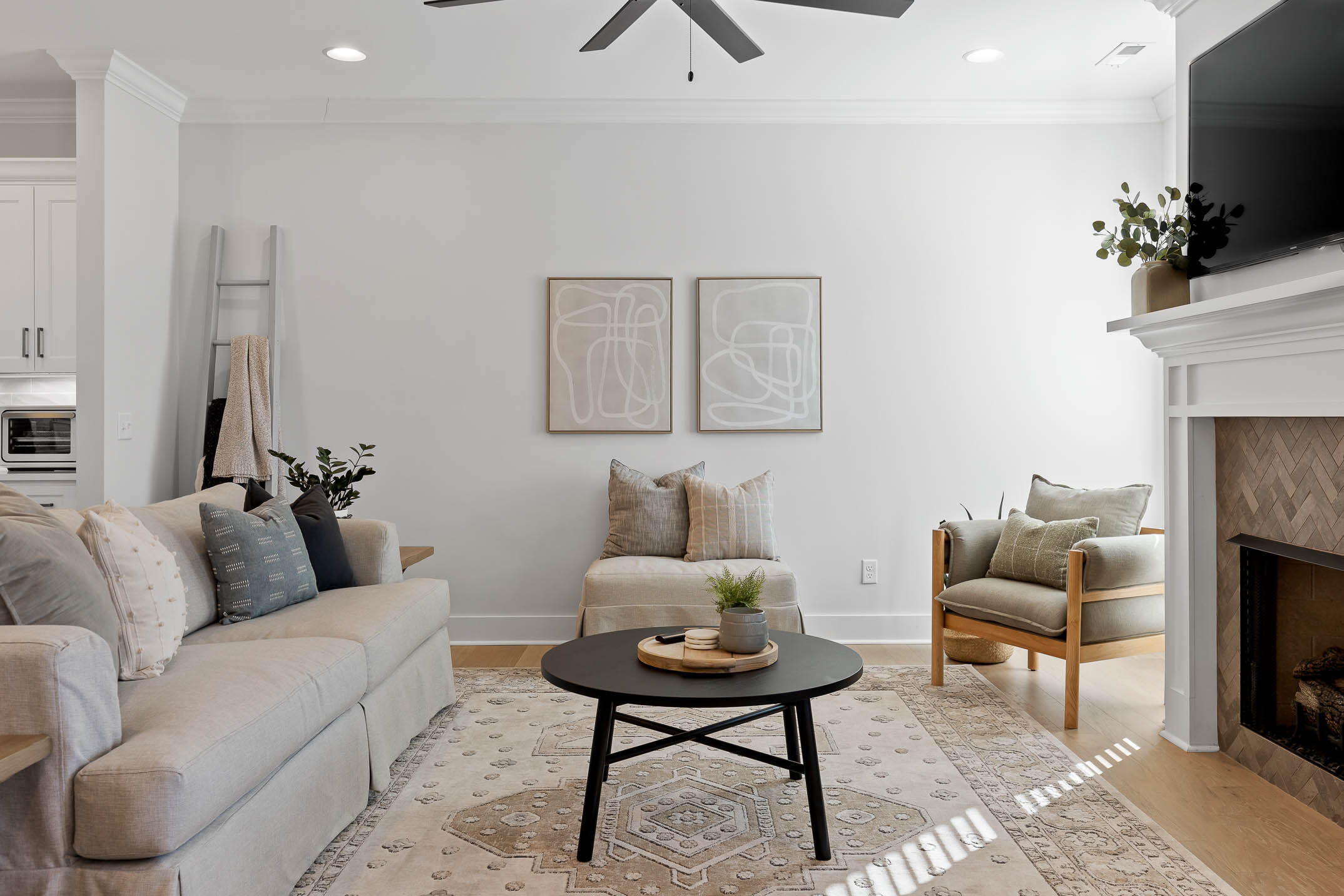 9638 Dutton Lane