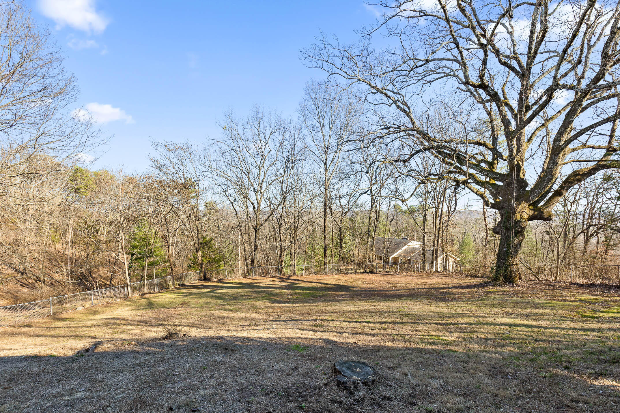 5534 Crestview Drive Drive