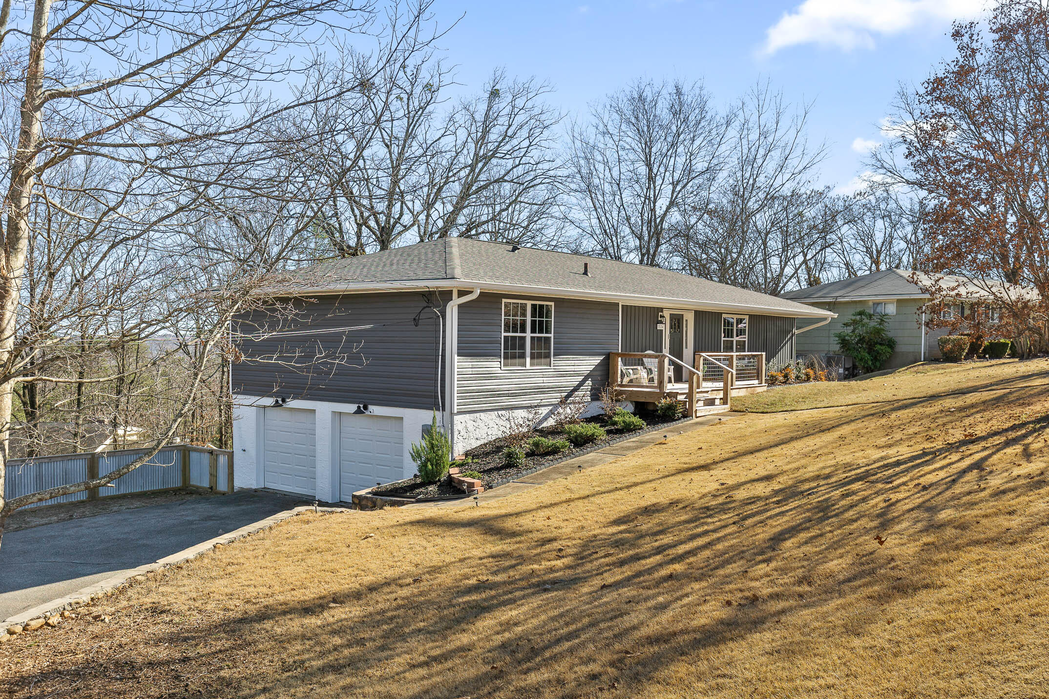 5534 Crestview Drive Drive