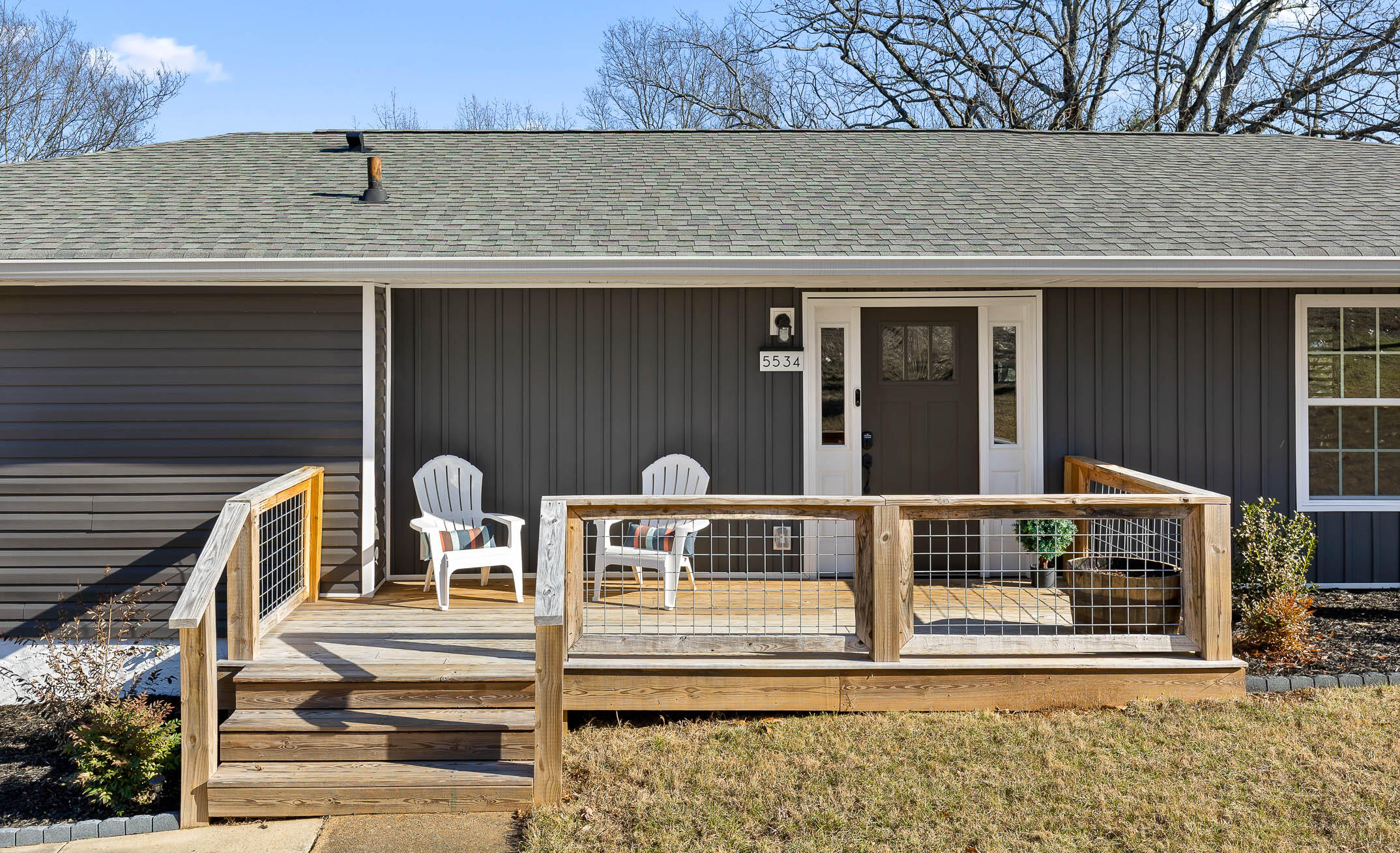 5534 Crestview Drive Drive