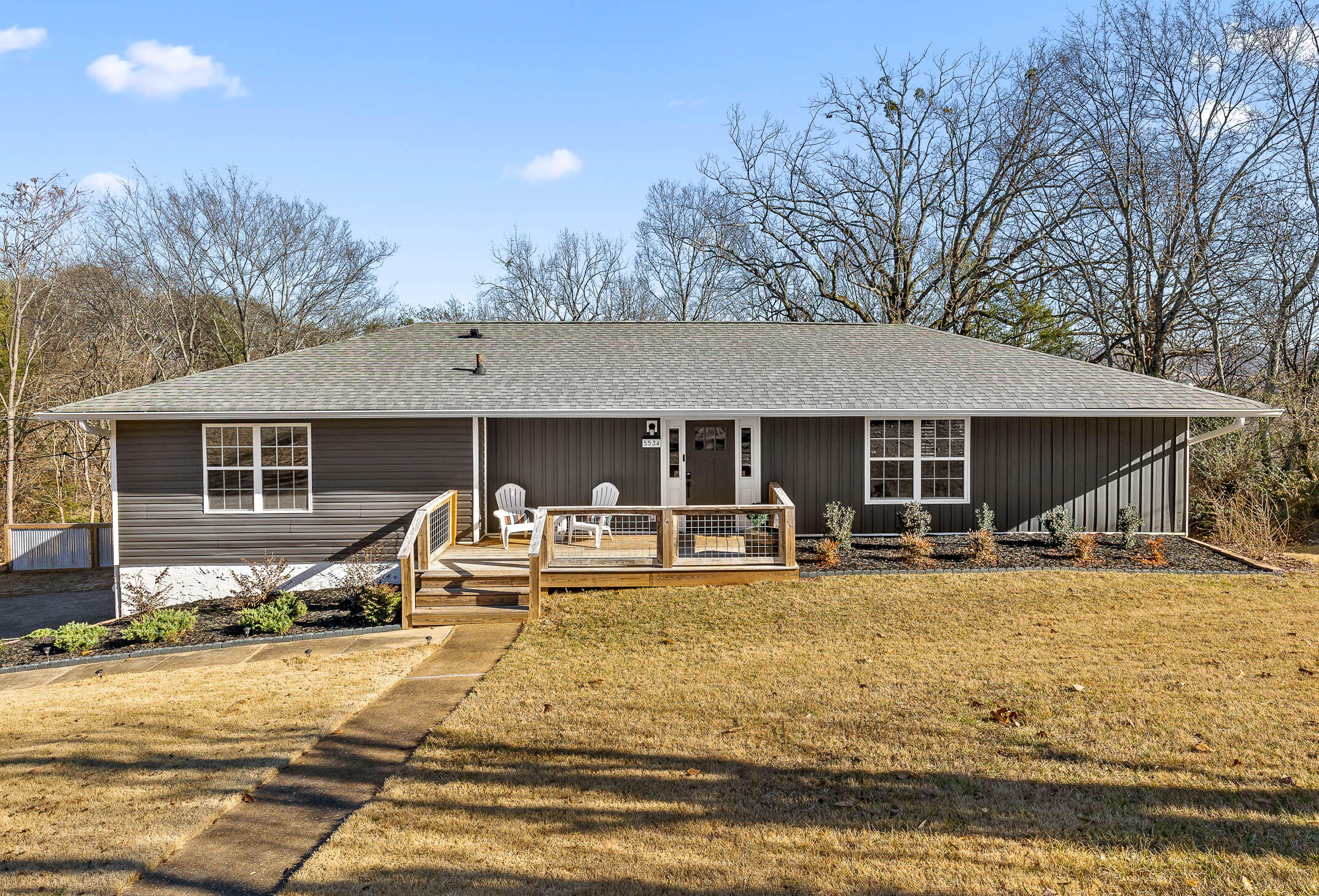 5534 Crestview Drive Drive