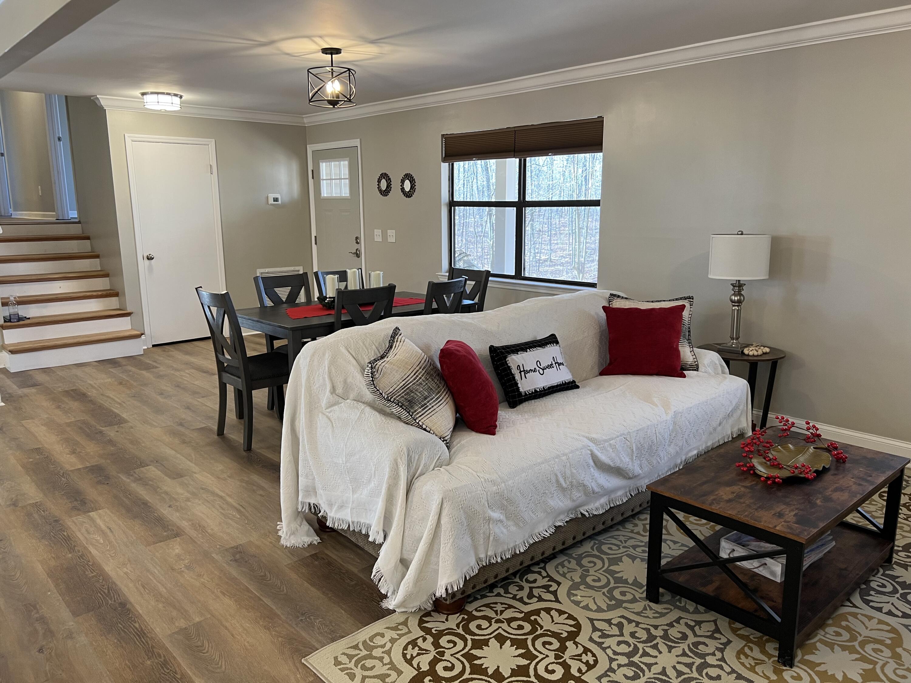 329 Lynn Trail, LaFayette