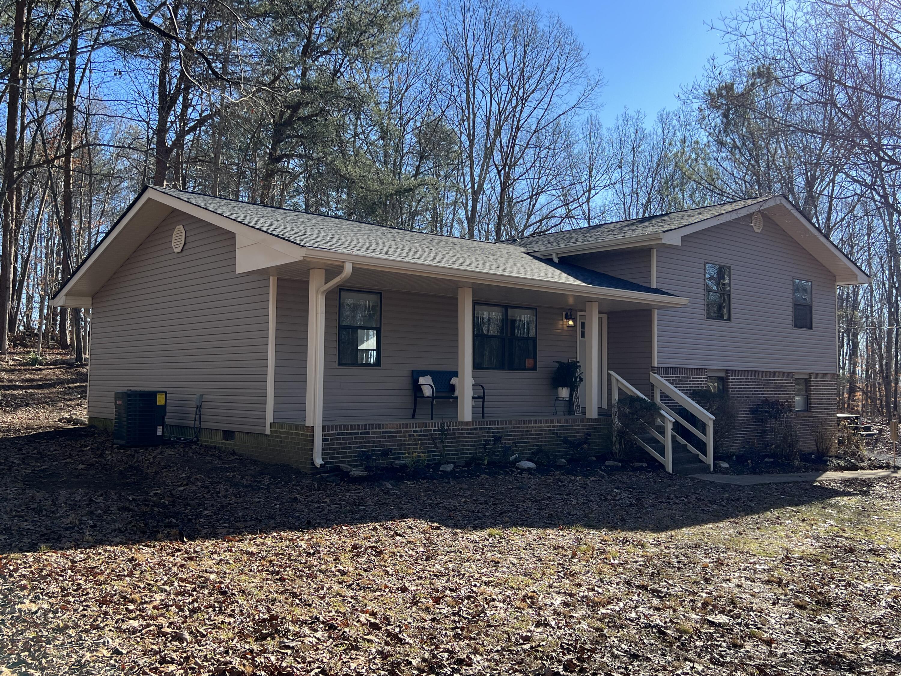 329 Lynn Trail, LaFayette