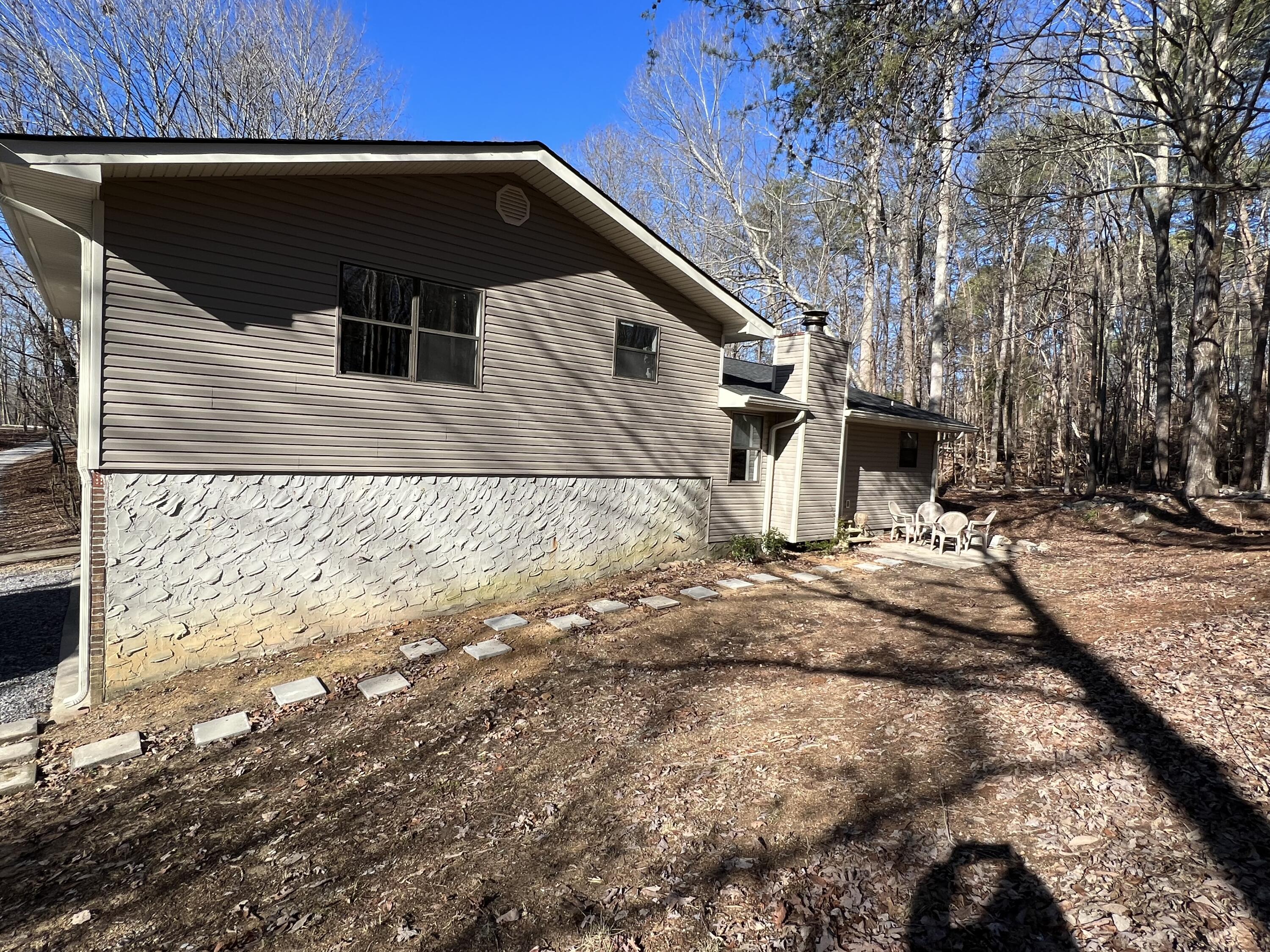 329 Lynn Trail, LaFayette