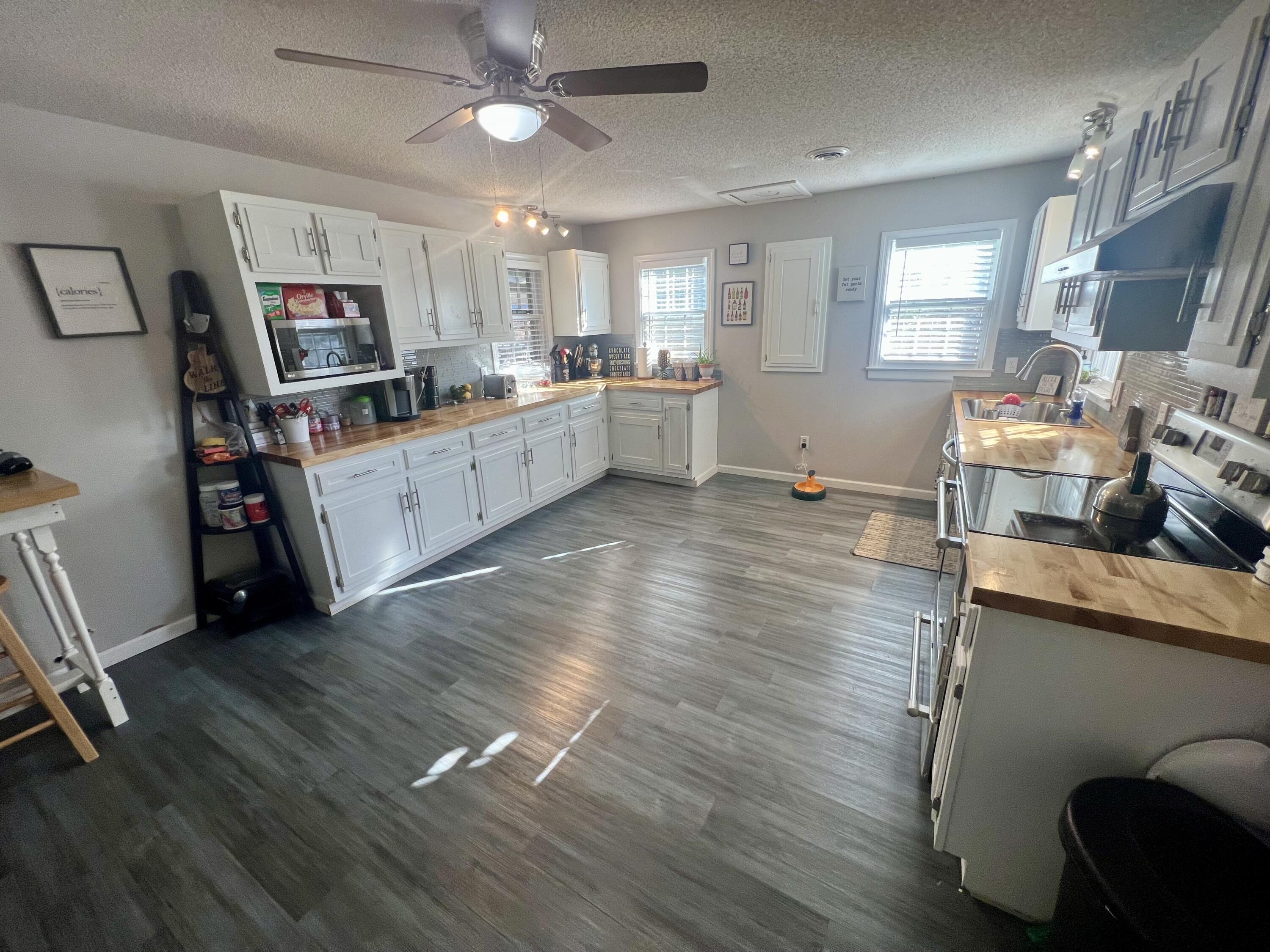 1454 Old York Highway