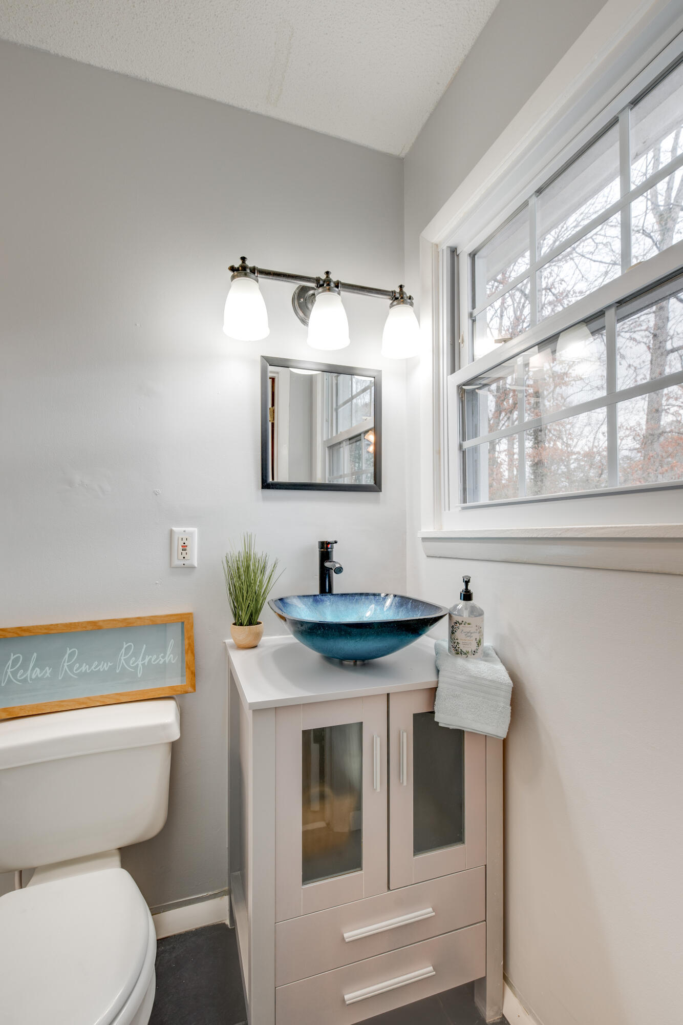 8356 Randall Court
