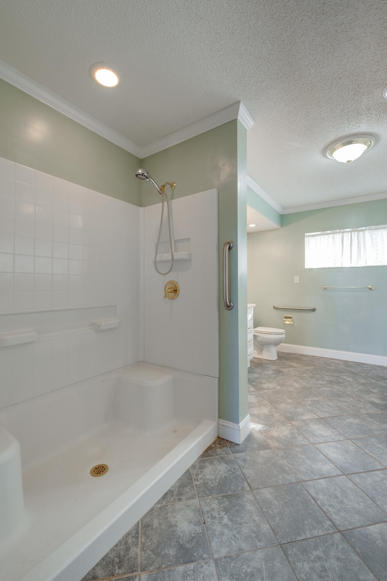 17 Barnhardt Circle