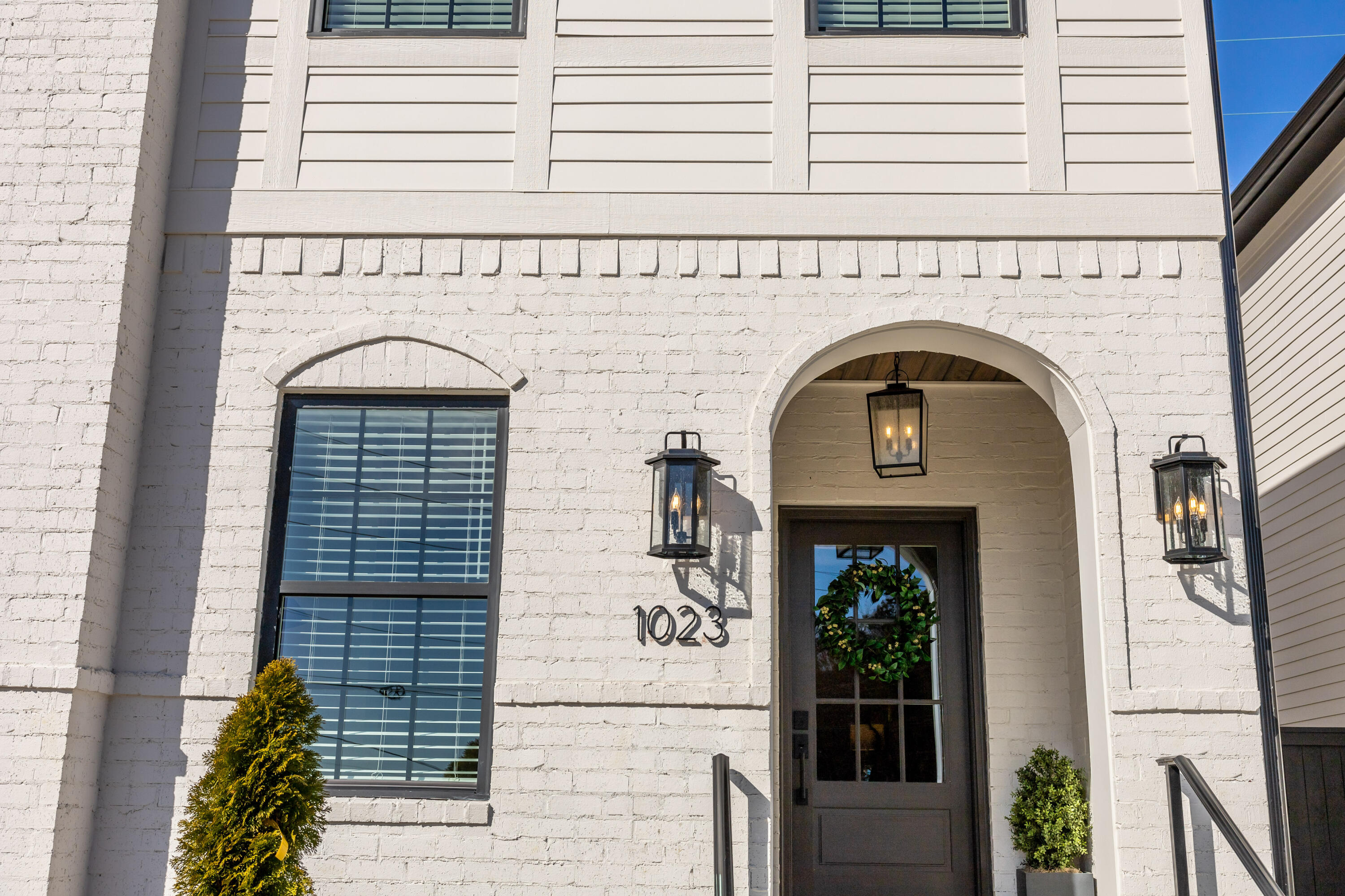 1023 Amelia Court, 4