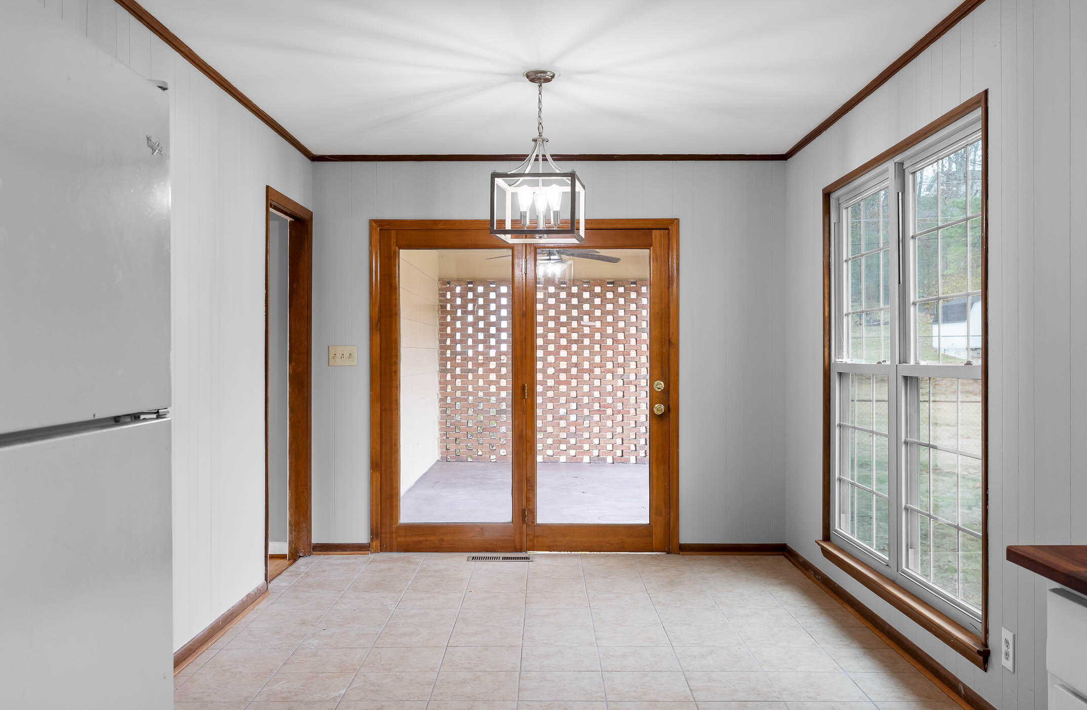 4313 Forest Plaza Drive