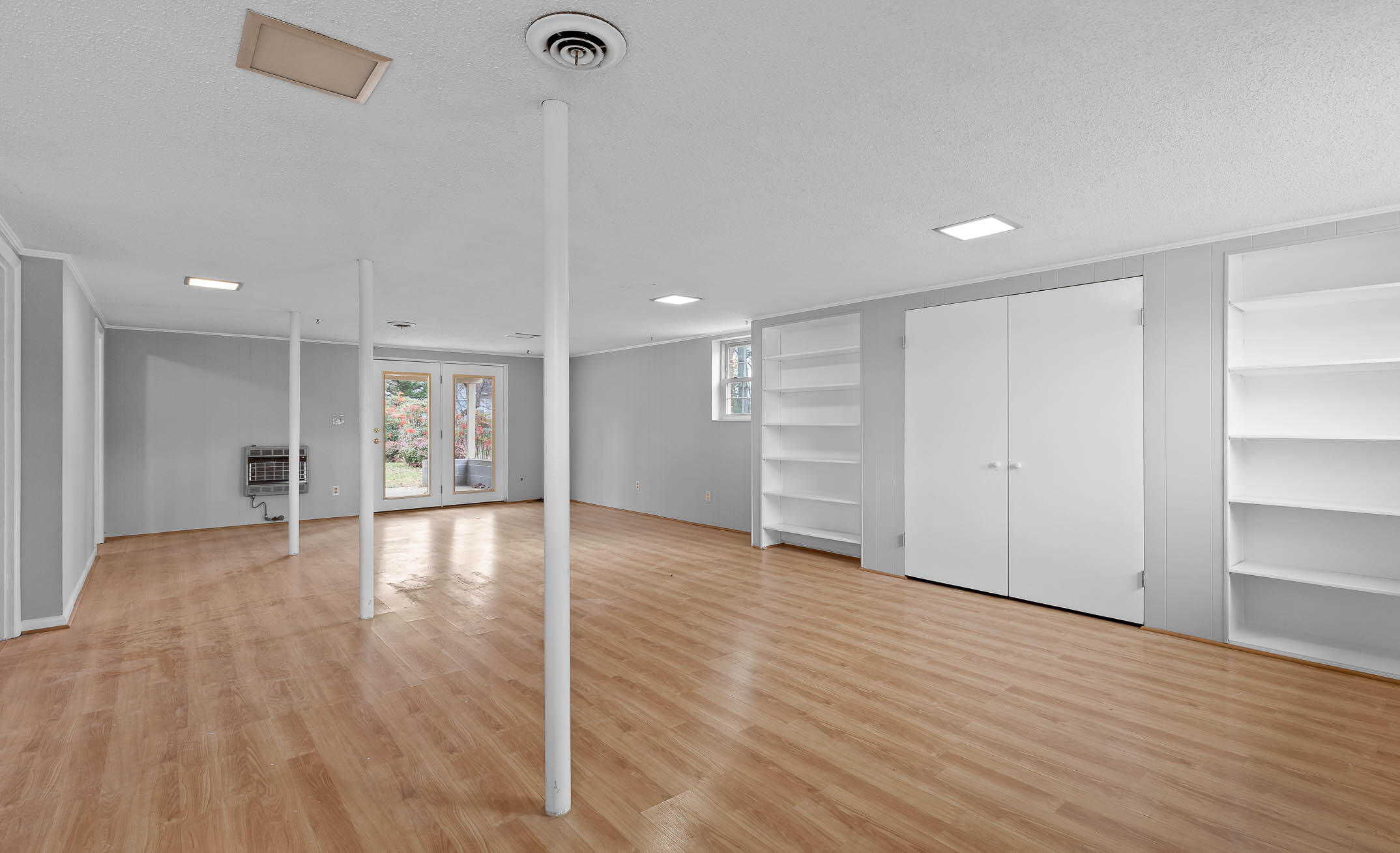 4313 Forest Plaza Drive