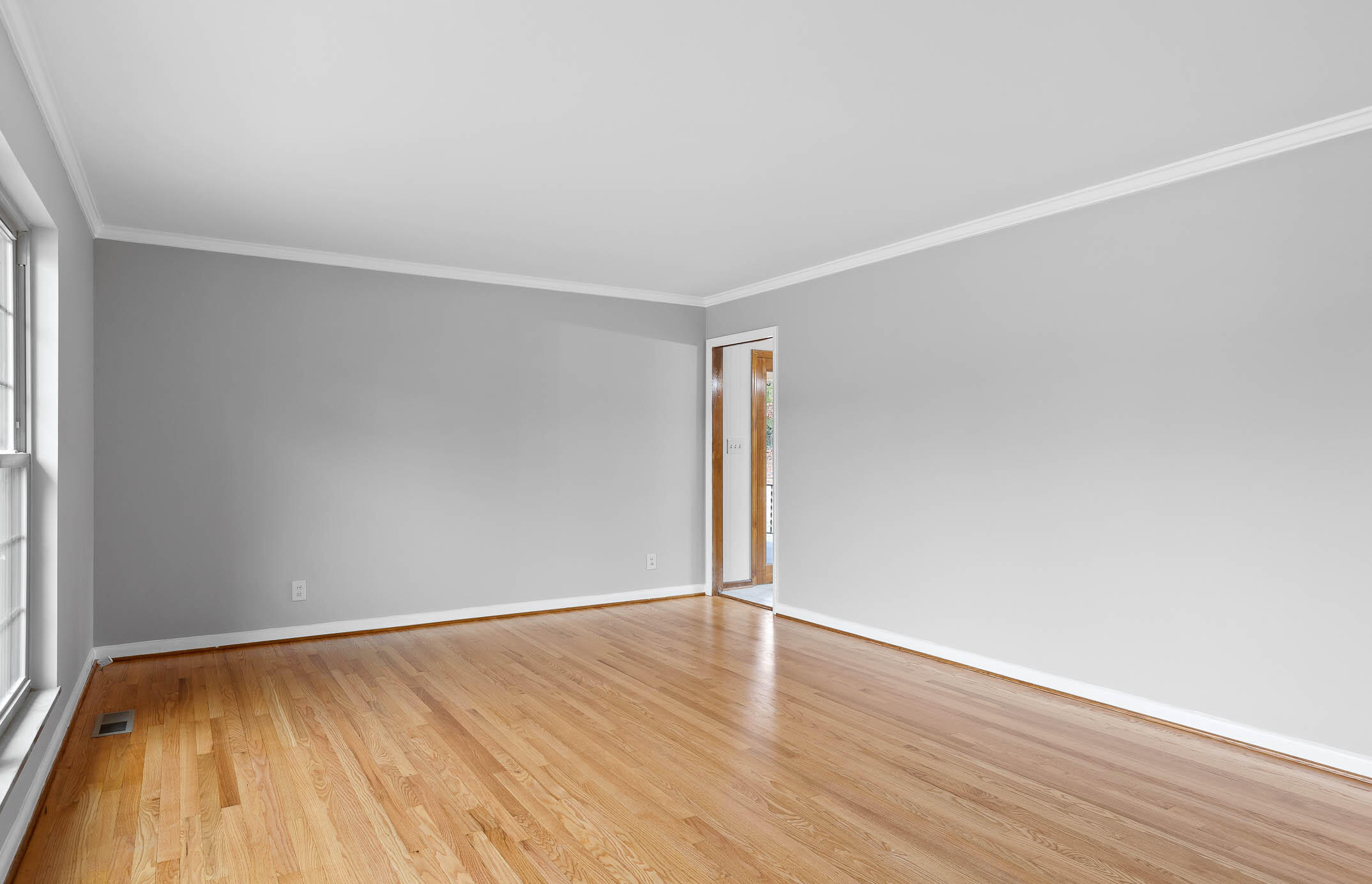 4313 Forest Plaza Drive