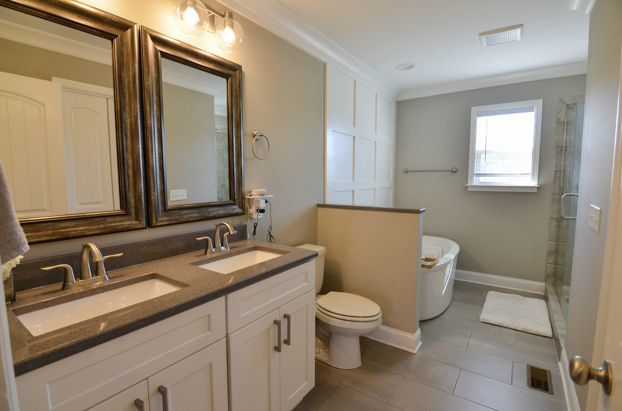 7382 Pfizer Drive, #1204