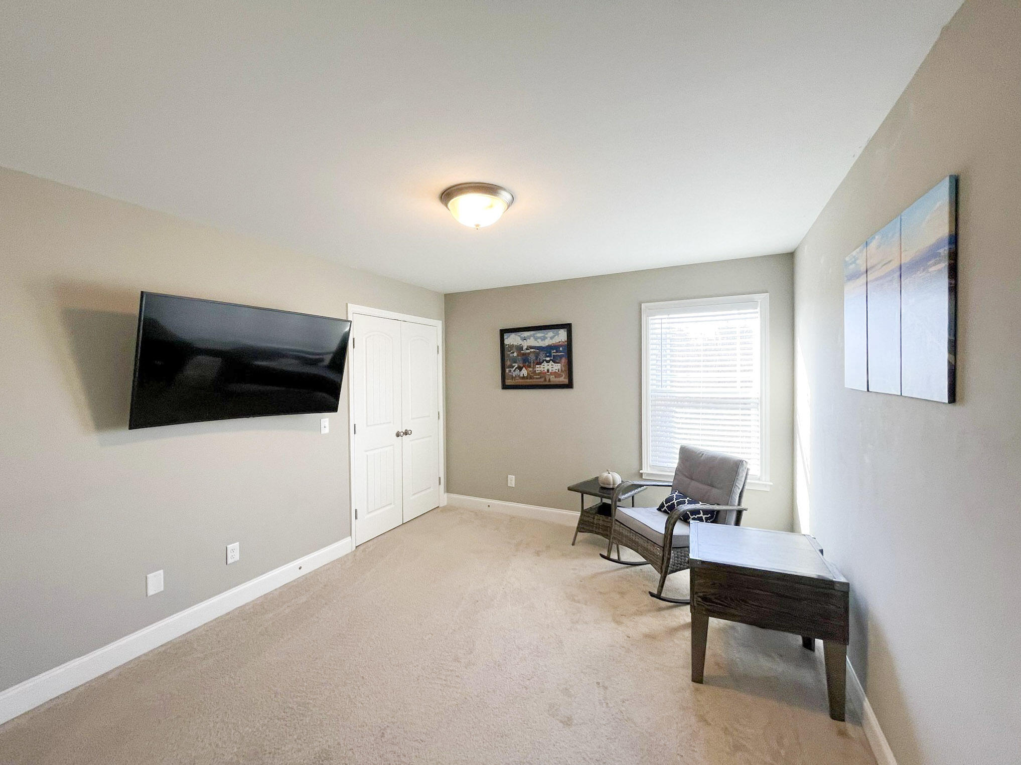 7382 Pfizer Drive, #1204