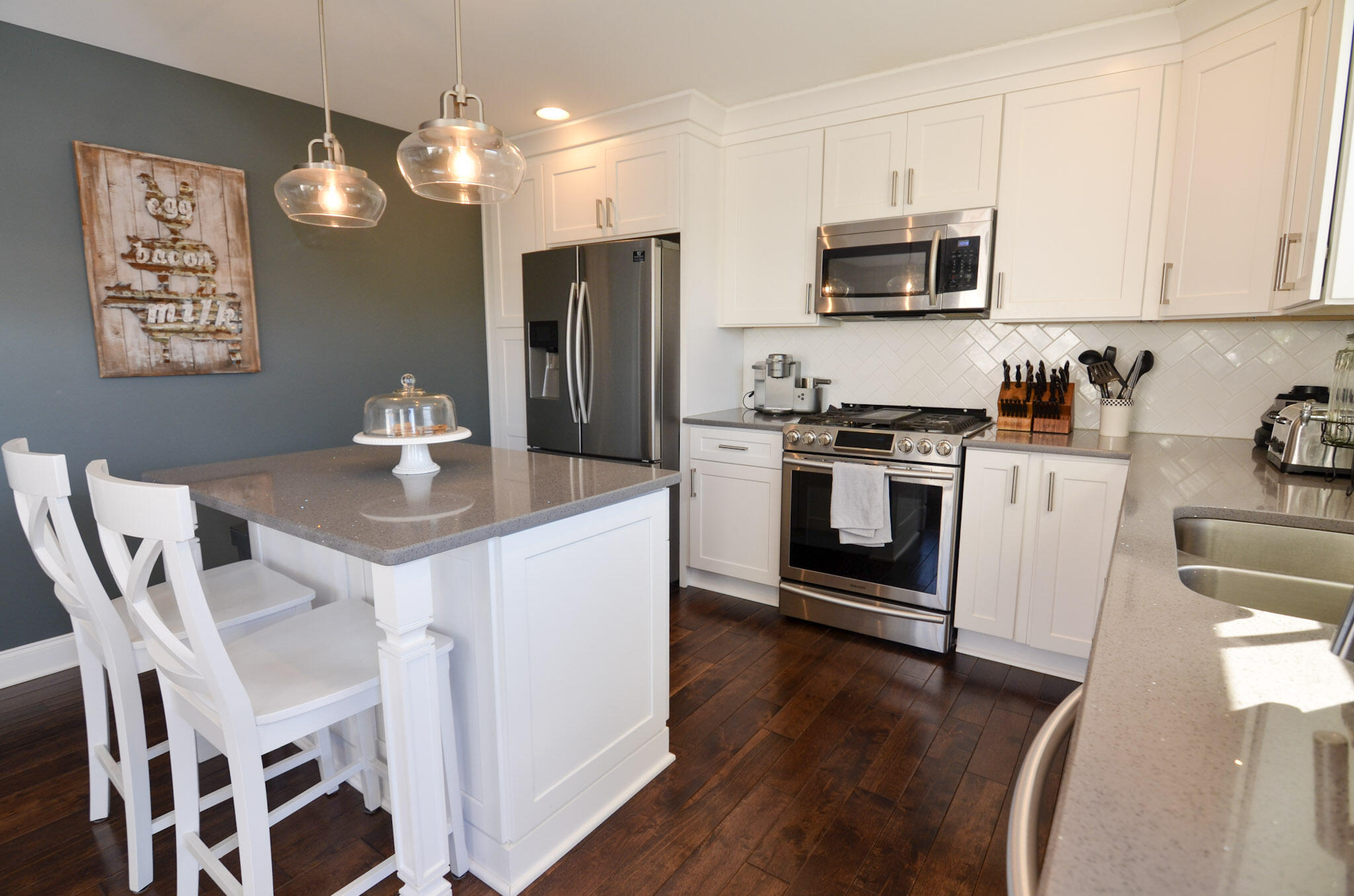 7382 Pfizer Drive, #1204