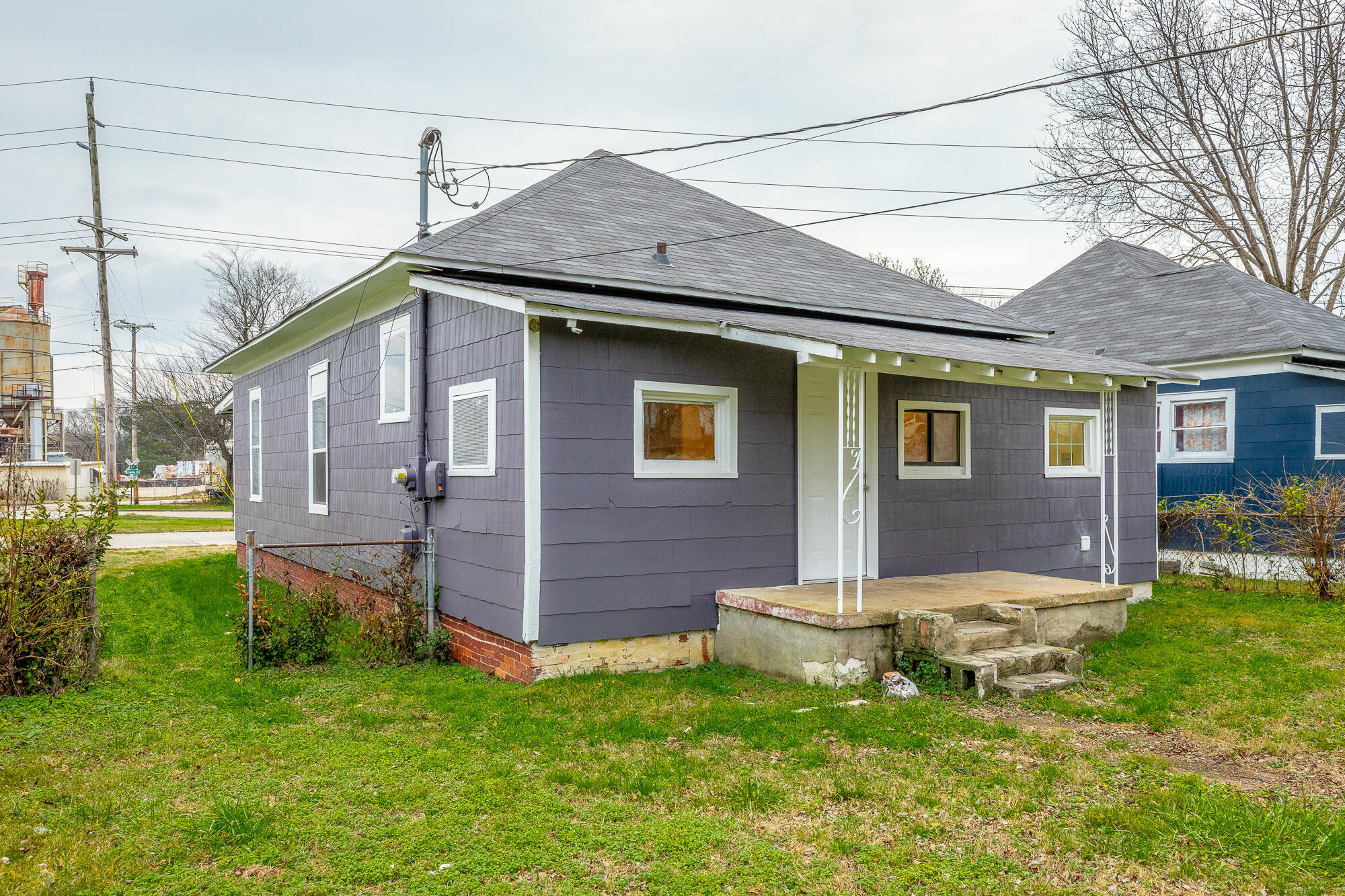 4105 Hughes Avenue