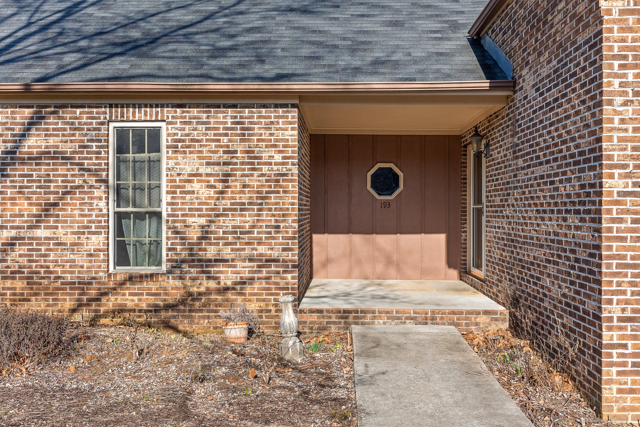 193 NW Hunters Run Place
