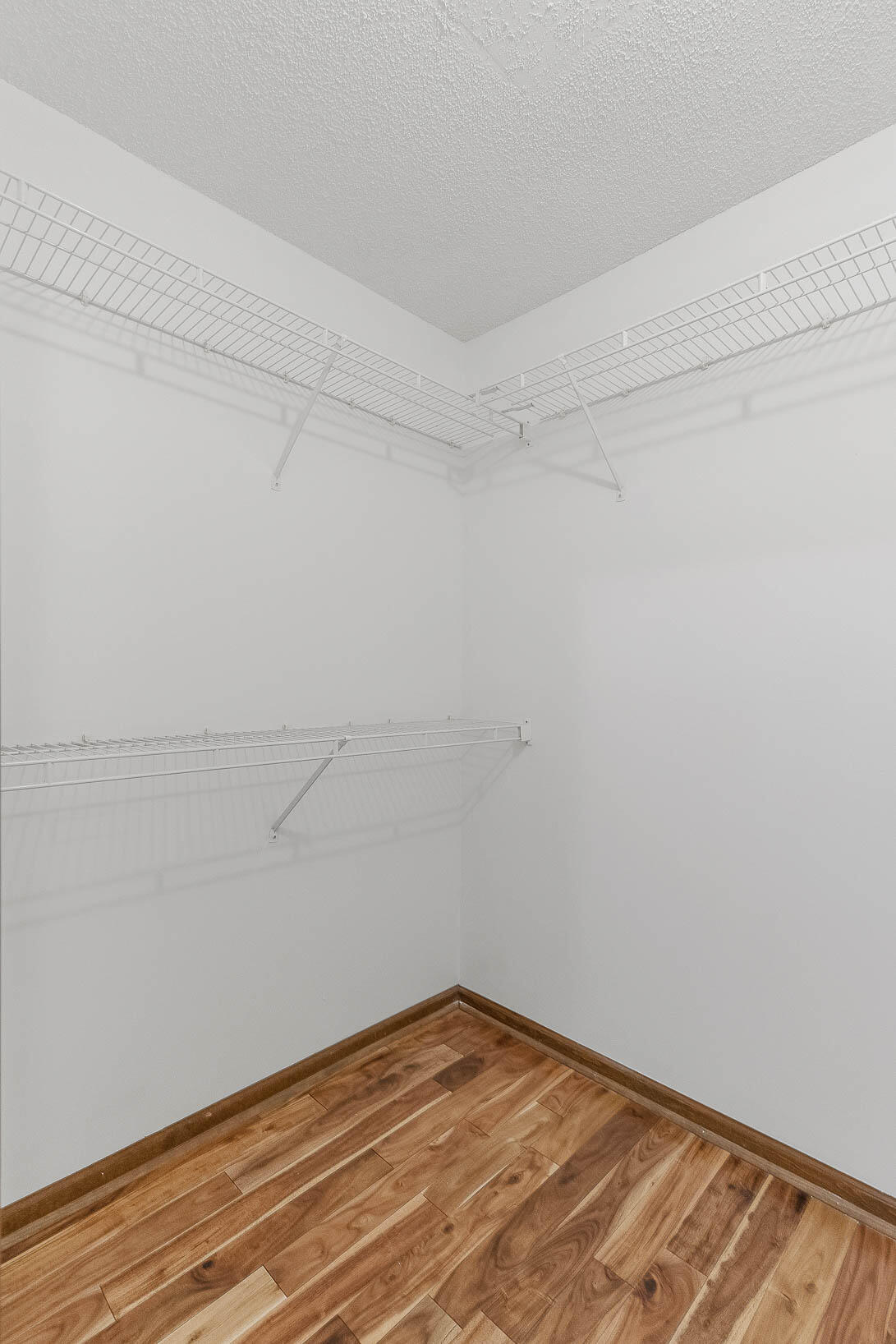 193 NW Hunters Run Place