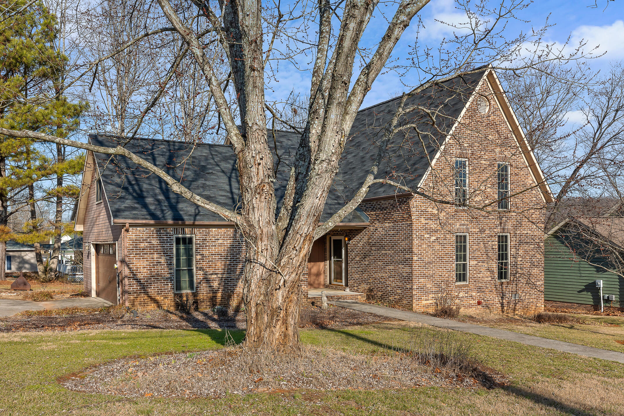 193 NW Hunters Run Place