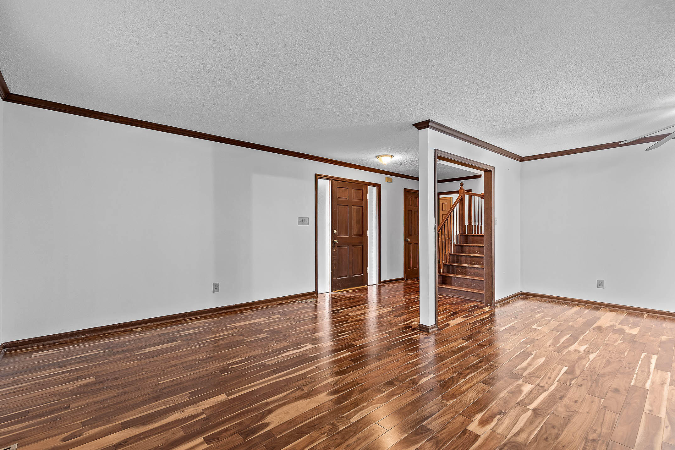 193 NW Hunters Run Place